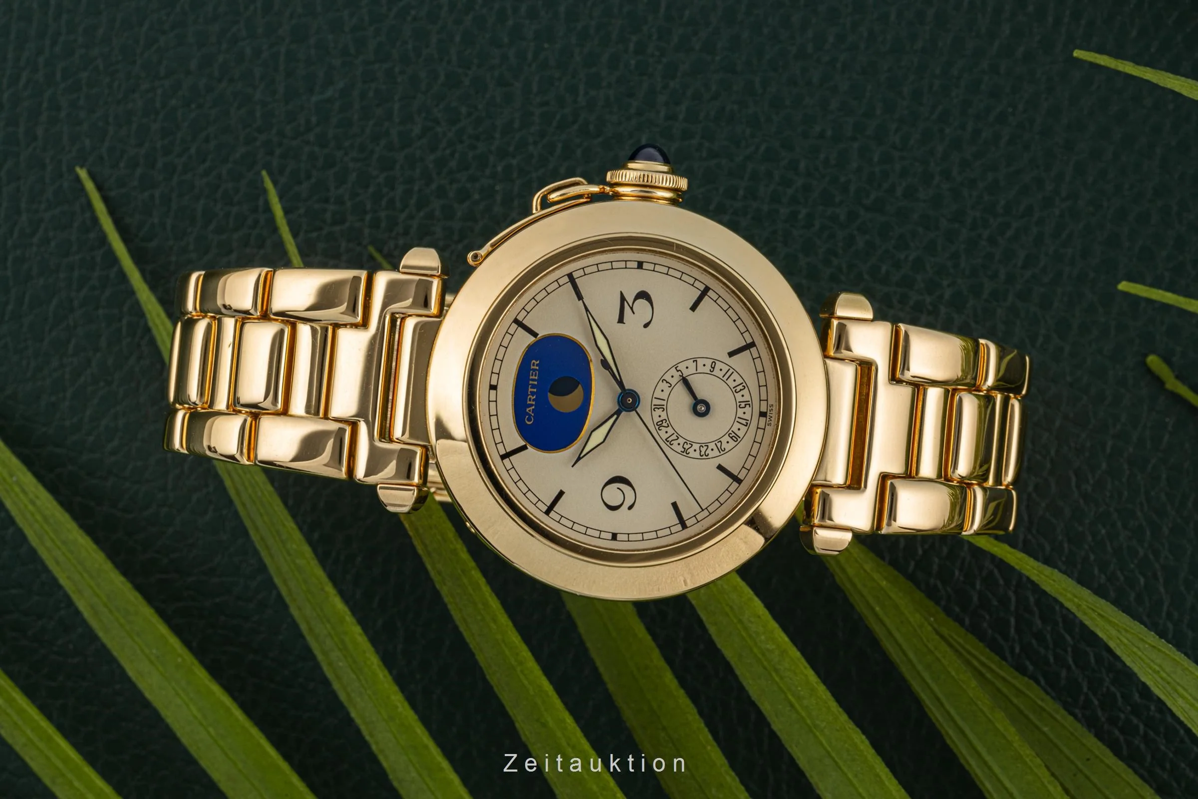 Cartier Pasha 18 ct gold quartz men's watch 1990  [2107545] - Image 2