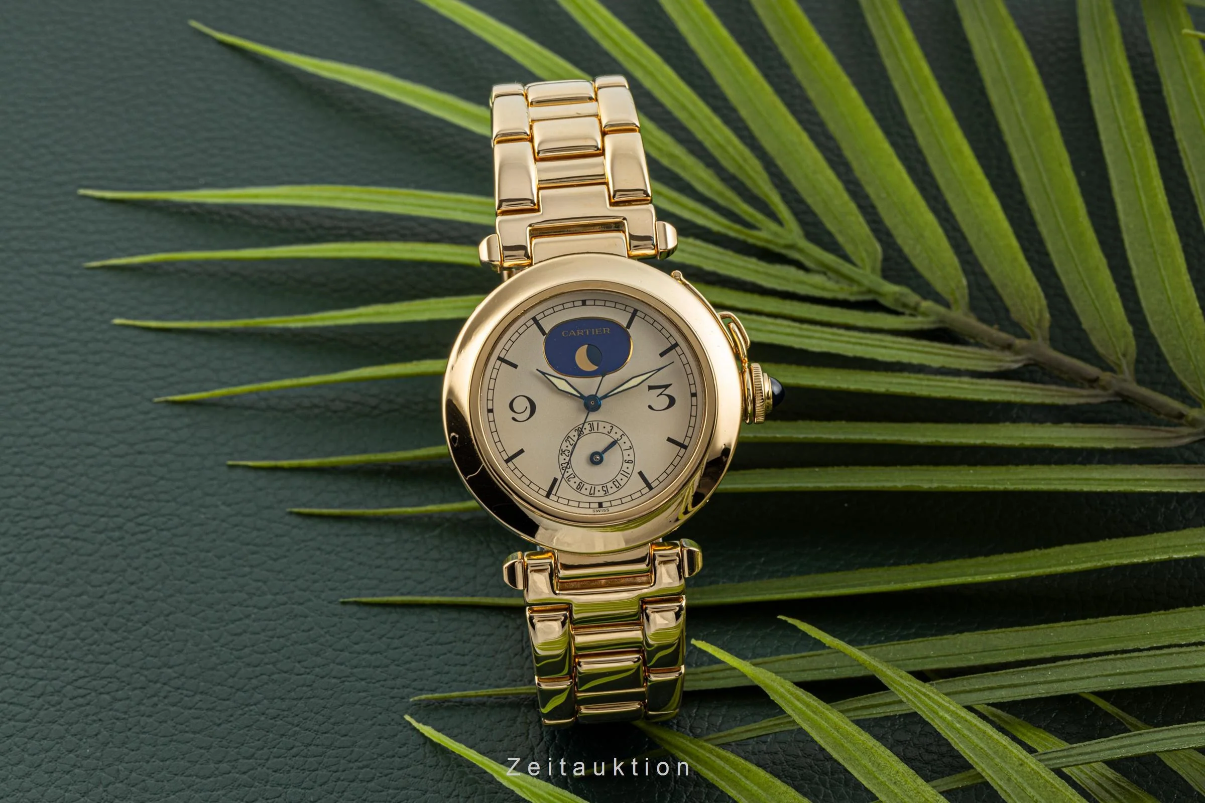 Cartier Pasha 18 ct gold quartz men's watch 1990  [2107545] - Image 3