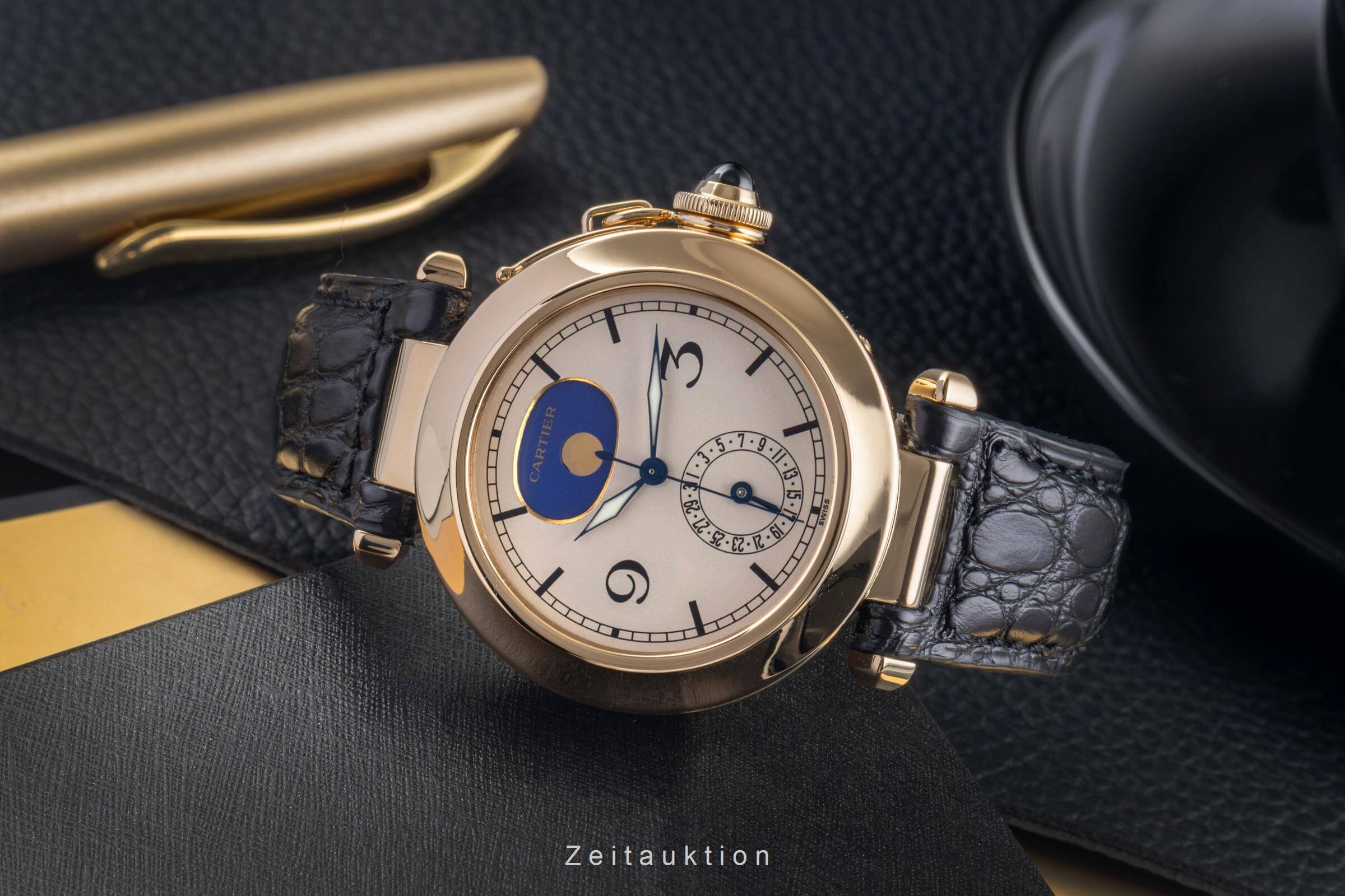 Cartier Pasha 18 ct gold quartz men's watch 30001  [2501046] - Image 3