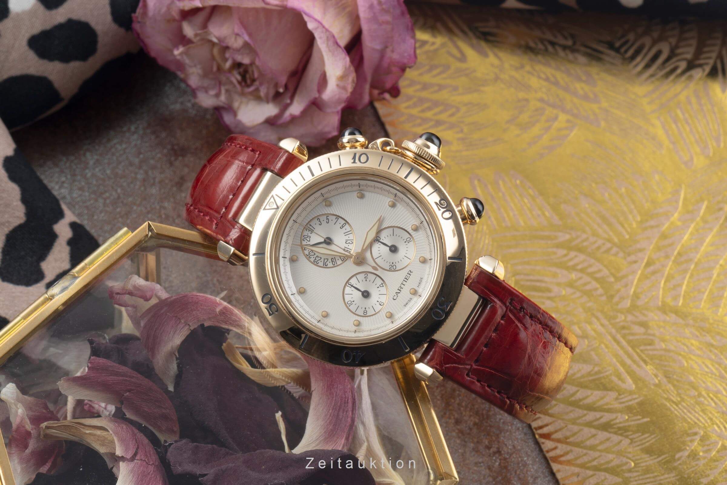 Cartier Pasha chronograph 18 ct gold quartz women's watch W3012051  [2501045] - Image 3