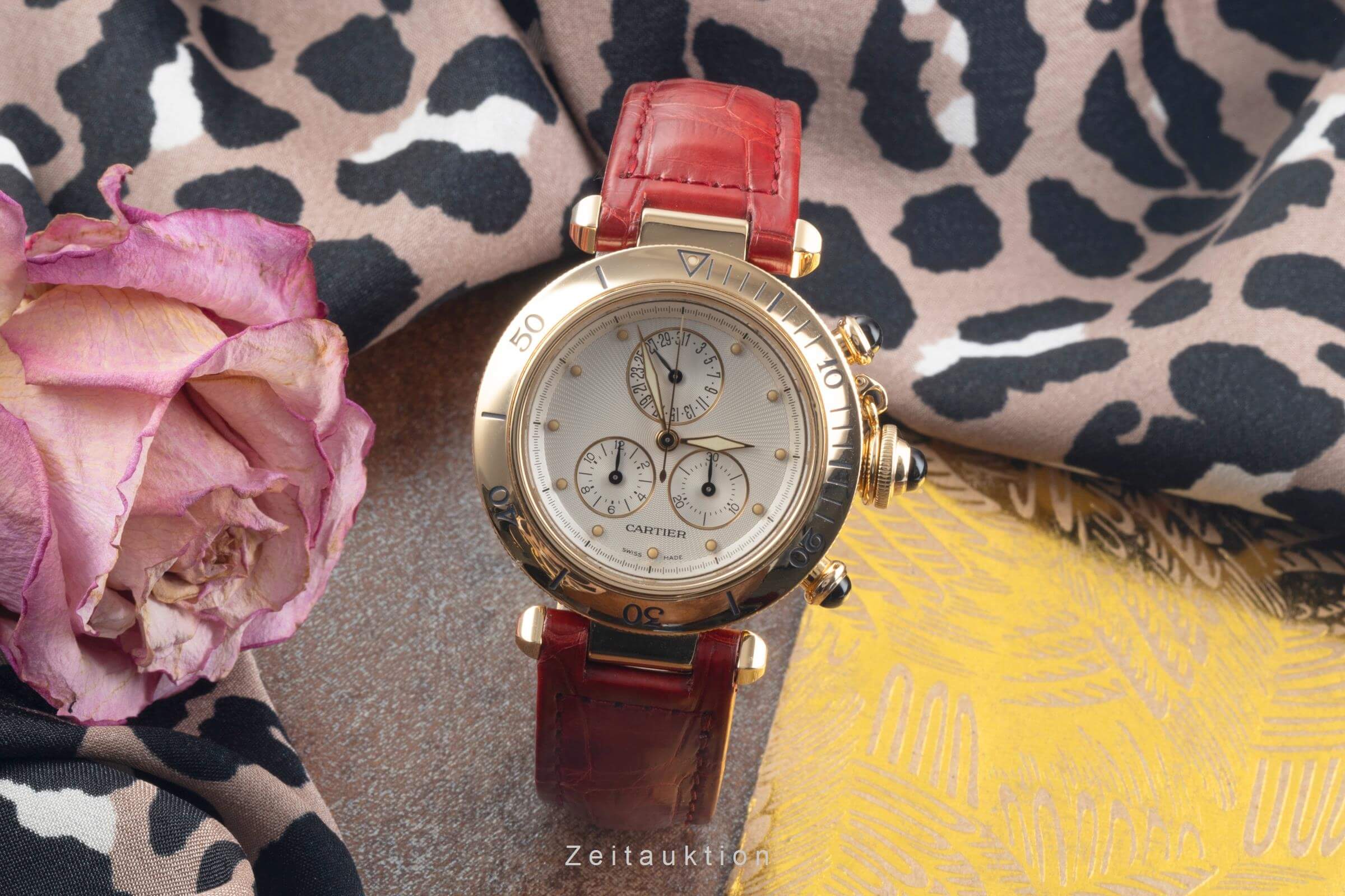 Cartier Pasha chronograph 18 ct gold quartz women's watch W3012051  [2501045] - Image 4