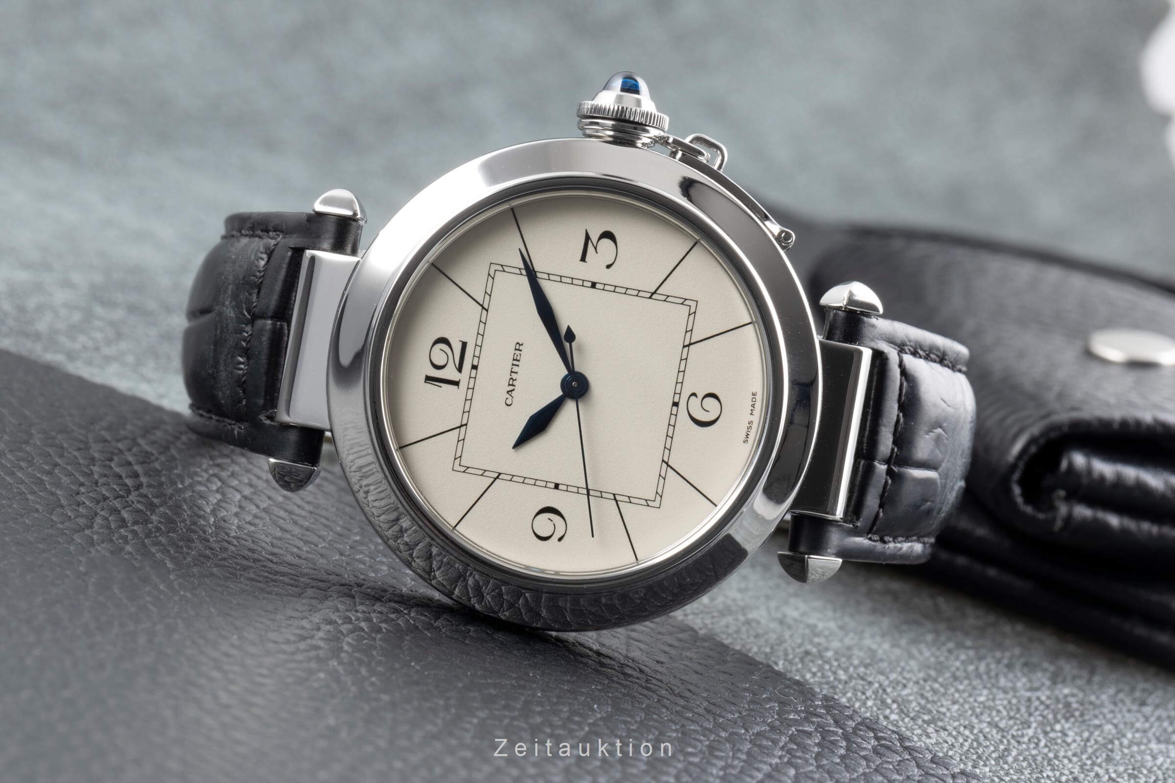 Cartier Pasha steel automatic men's watch W3107255  [2502203] - Image 3