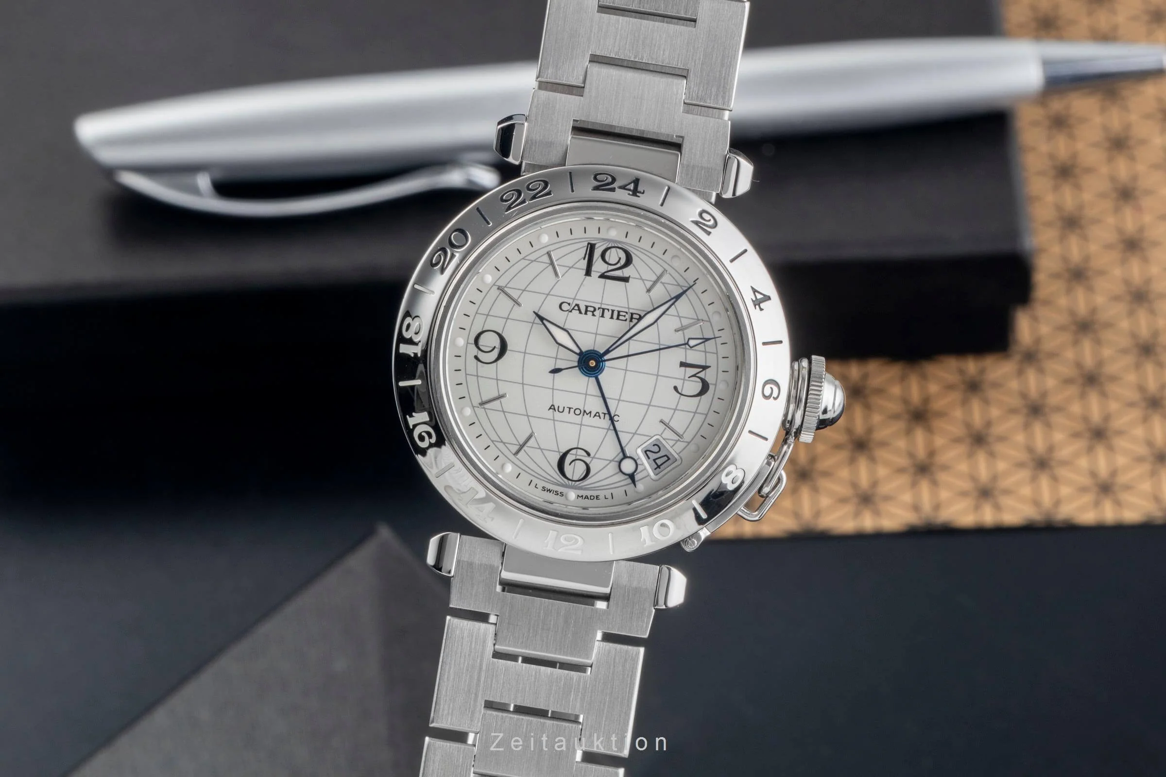 Cartier Pasha steel automatic men's watch W31078M7 LP: 7200EUR  [2501418] - Image 2