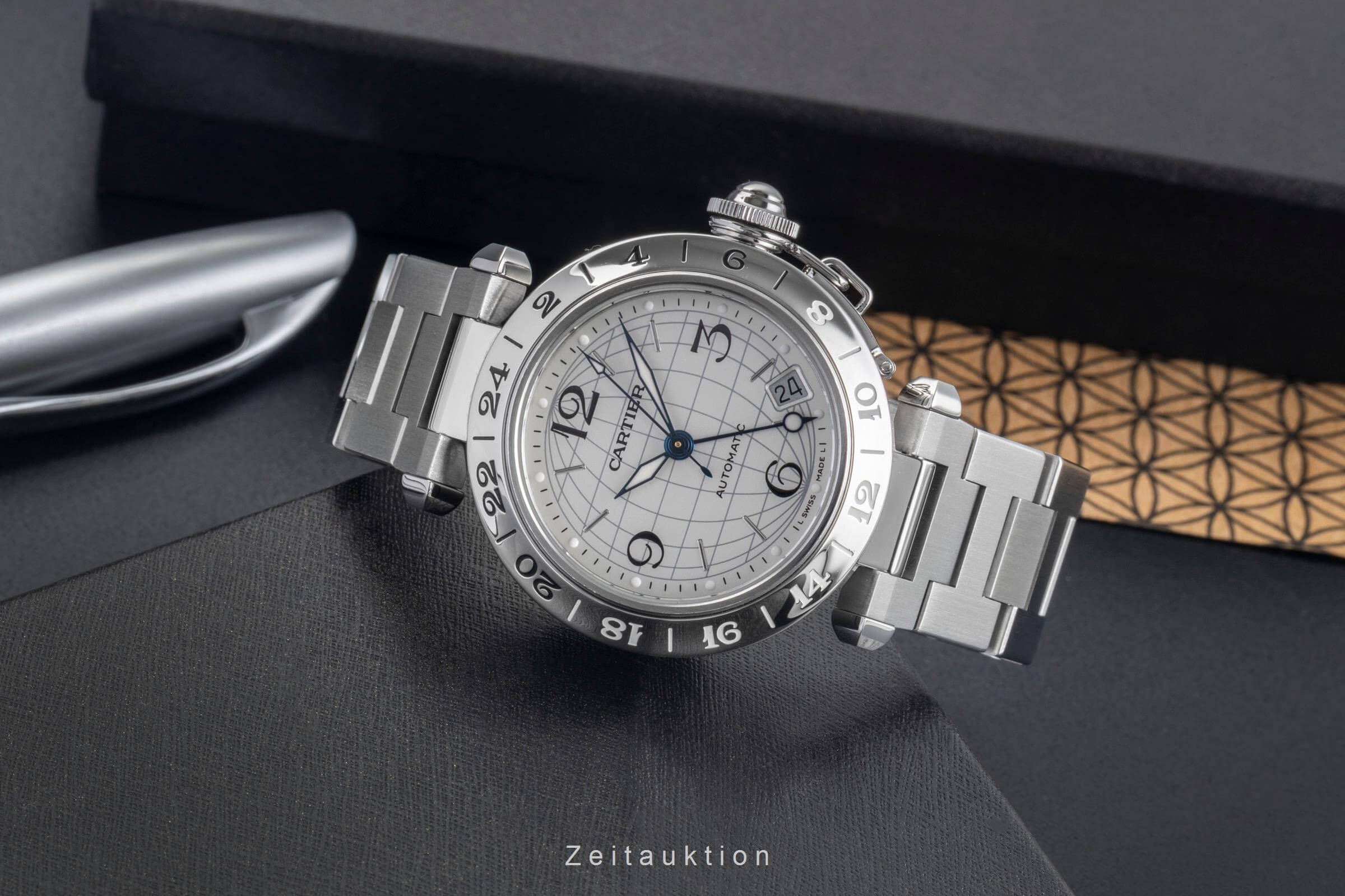 Cartier Pasha steel automatic men's watch W31078M7 LP: 7200EUR  [2501418] - Image 3