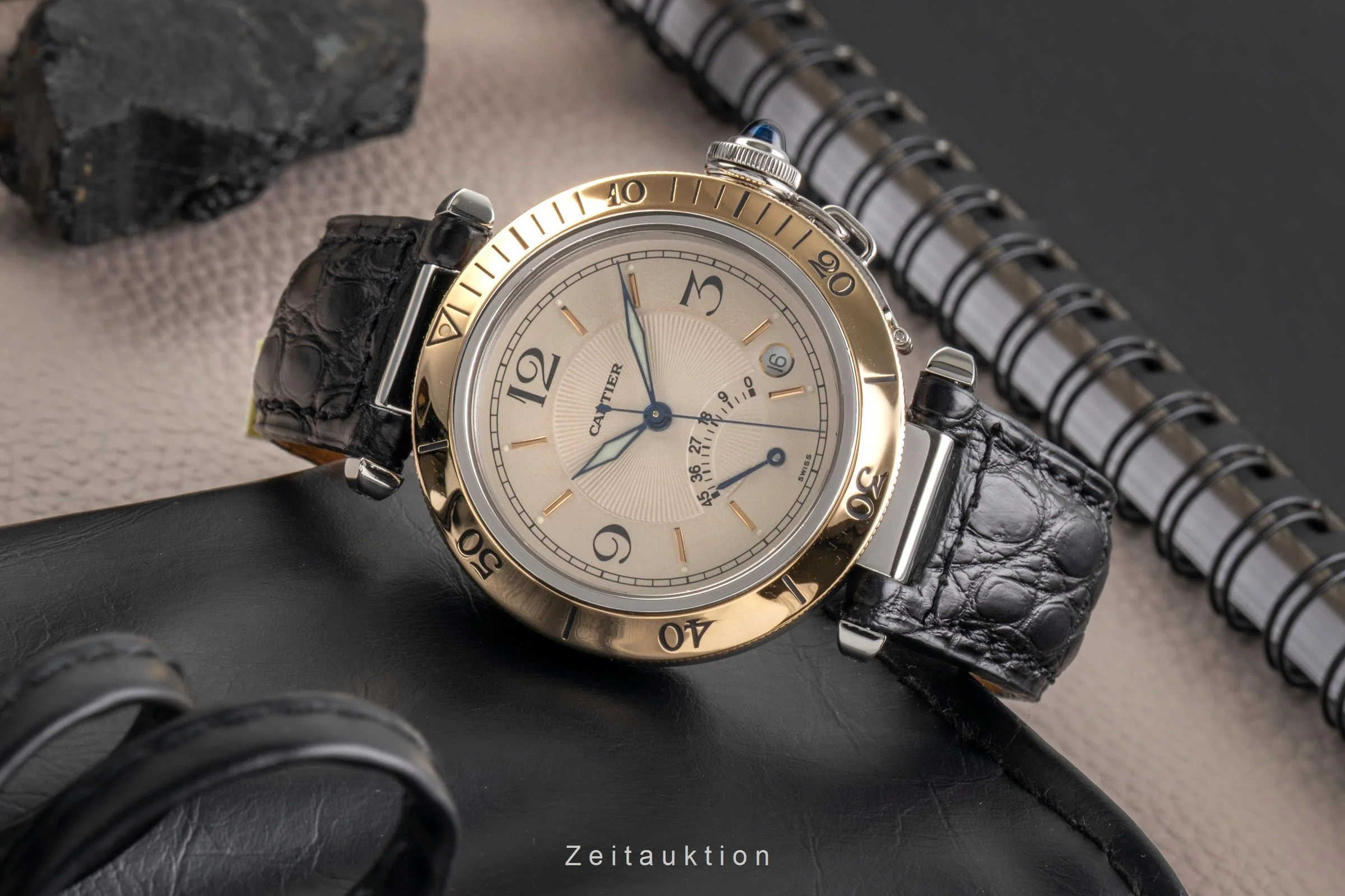 Cartier Pasha steel / gold automatic men's watch W31012H3  [2502820] - Image 3