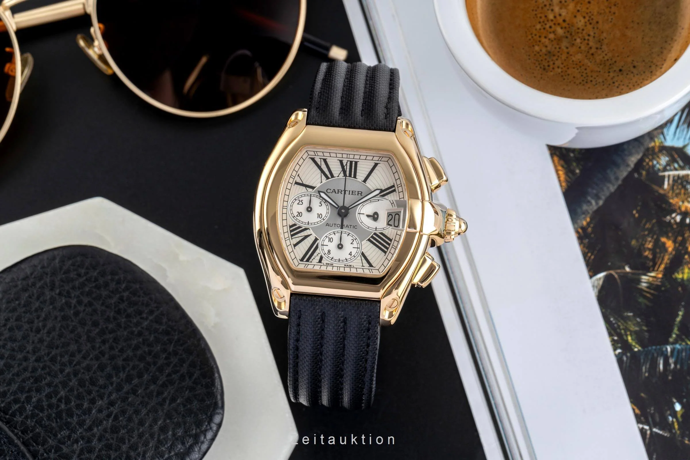 Cartier Roadster chronograph 18 ct gold automatic men's watch W62021Y3  [2502461] - Image 4