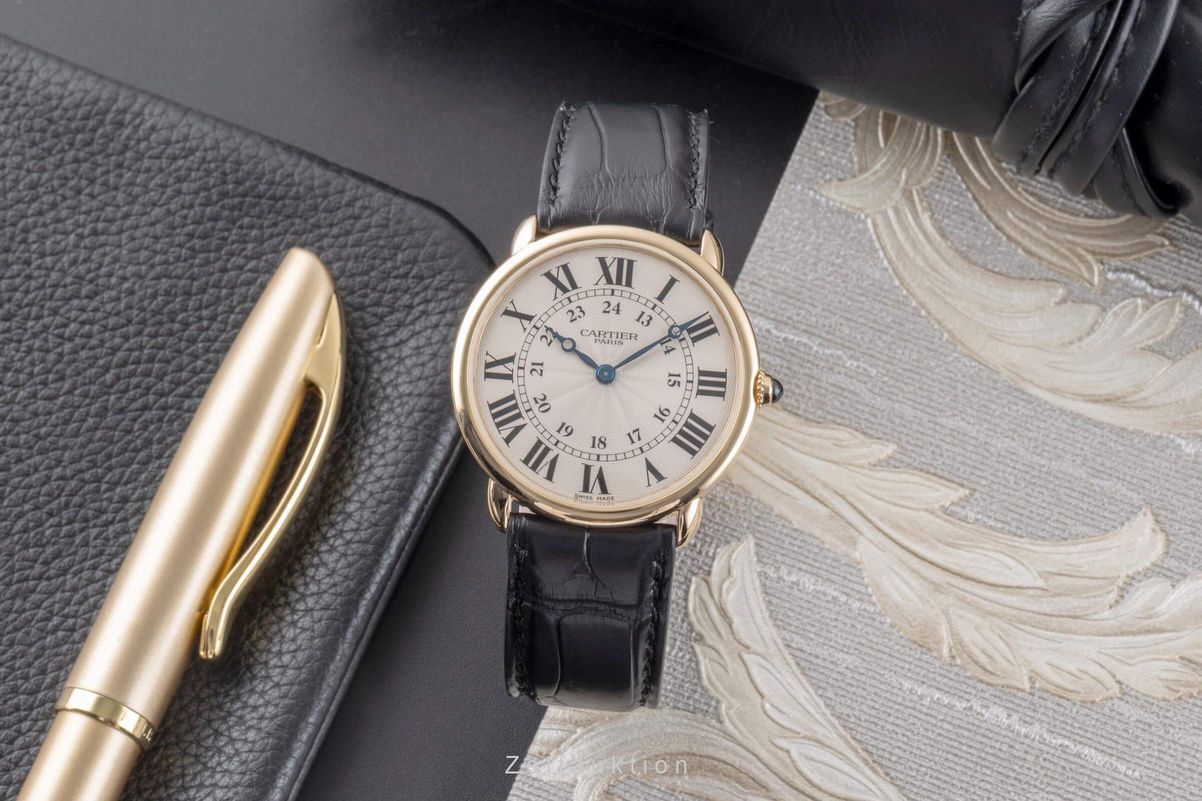 Cartier Ronde Louis 18 ct gold manual winding men's watch W6800251  [2406427] - Image 4