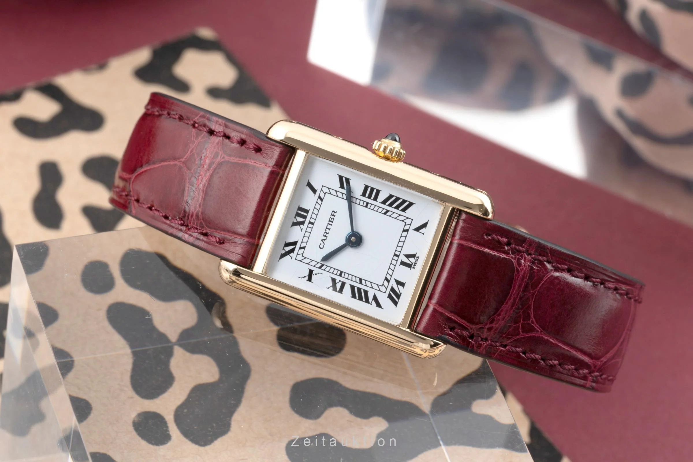 Cartier Tank 18 ct gold quartz women's watch 66001  [2503837] - Image 3