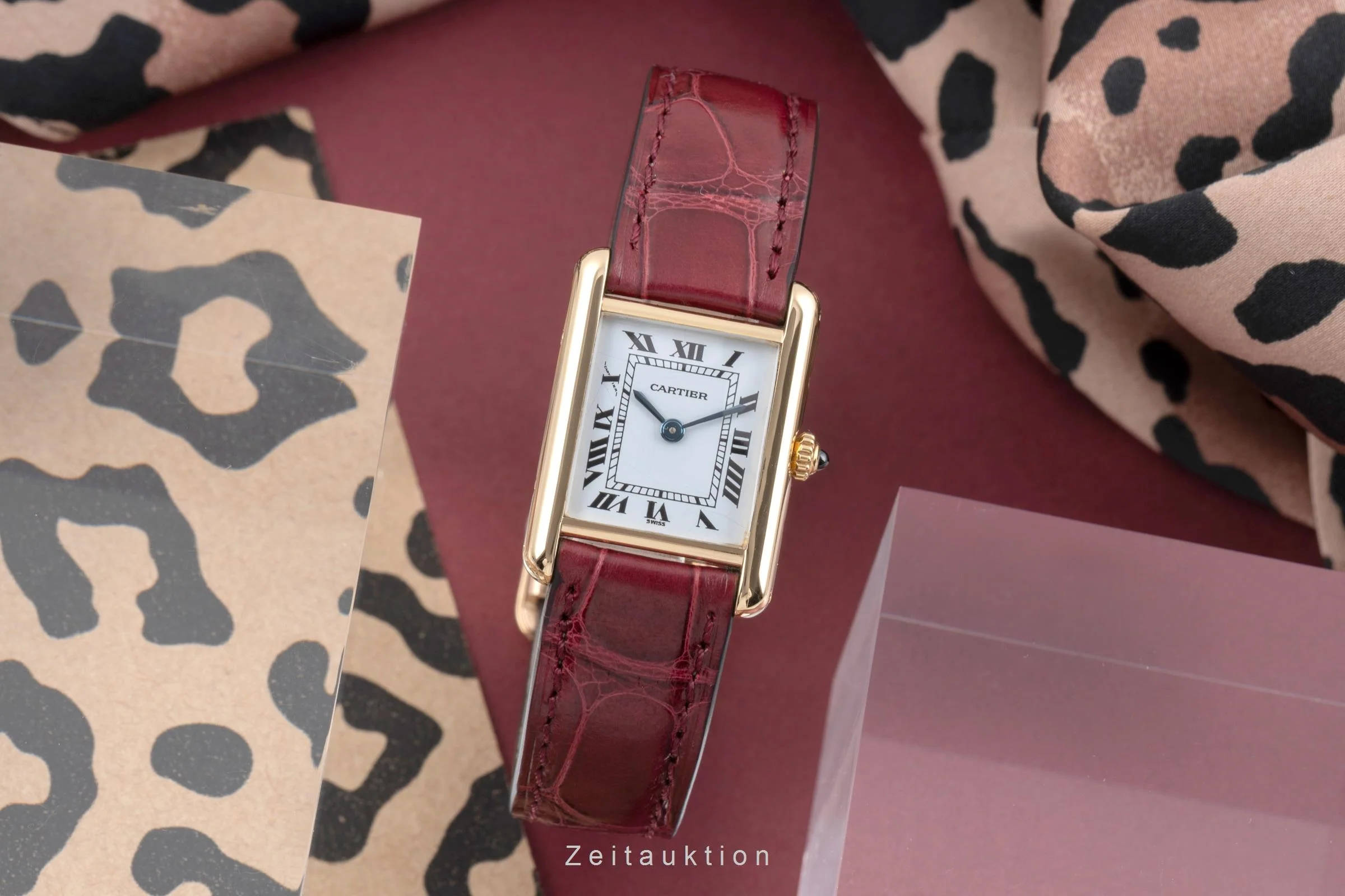 Cartier Tank 18 ct gold quartz women's watch 66001  [2503837] - Image 4
