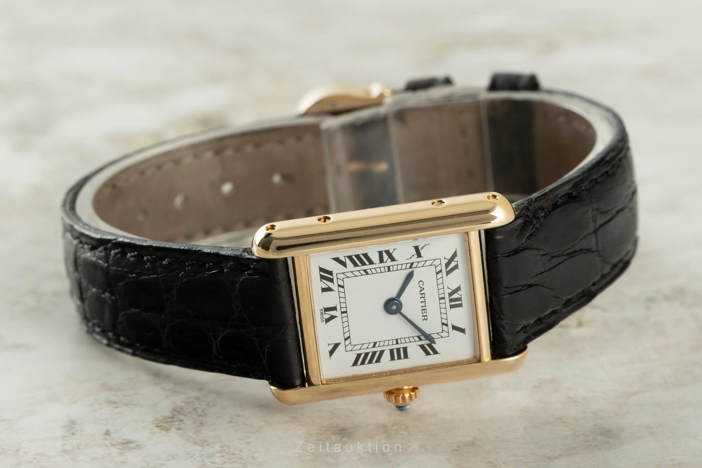 Cartier Tank 18 ct gold quartz women's watch 866001  [2108020] - Image 2