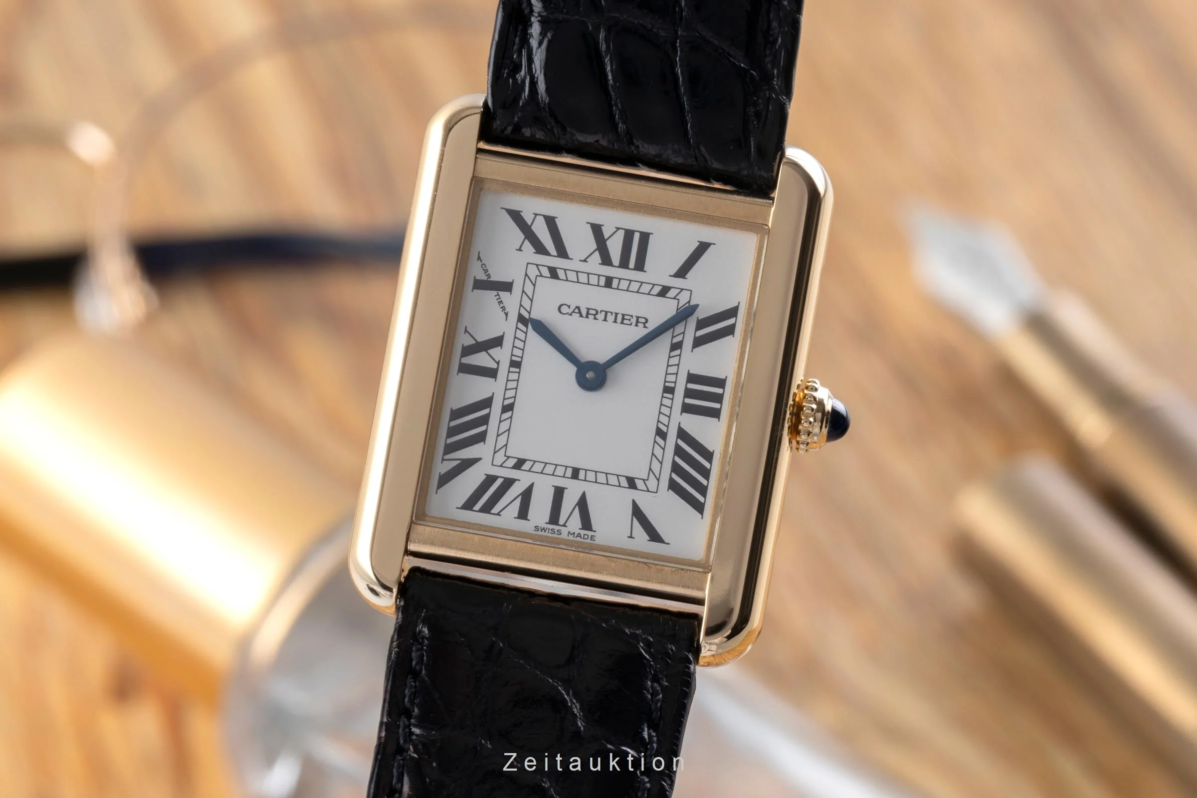 Cartier Tank 18 ct gold quartz women's watch W5200002  [2506262] - Image 2