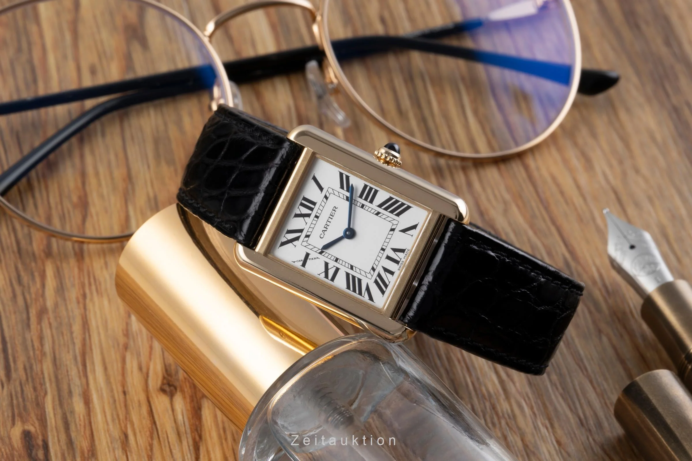 Cartier Tank 18 ct gold quartz women's watch W5200002  [2506262] - Image 3
