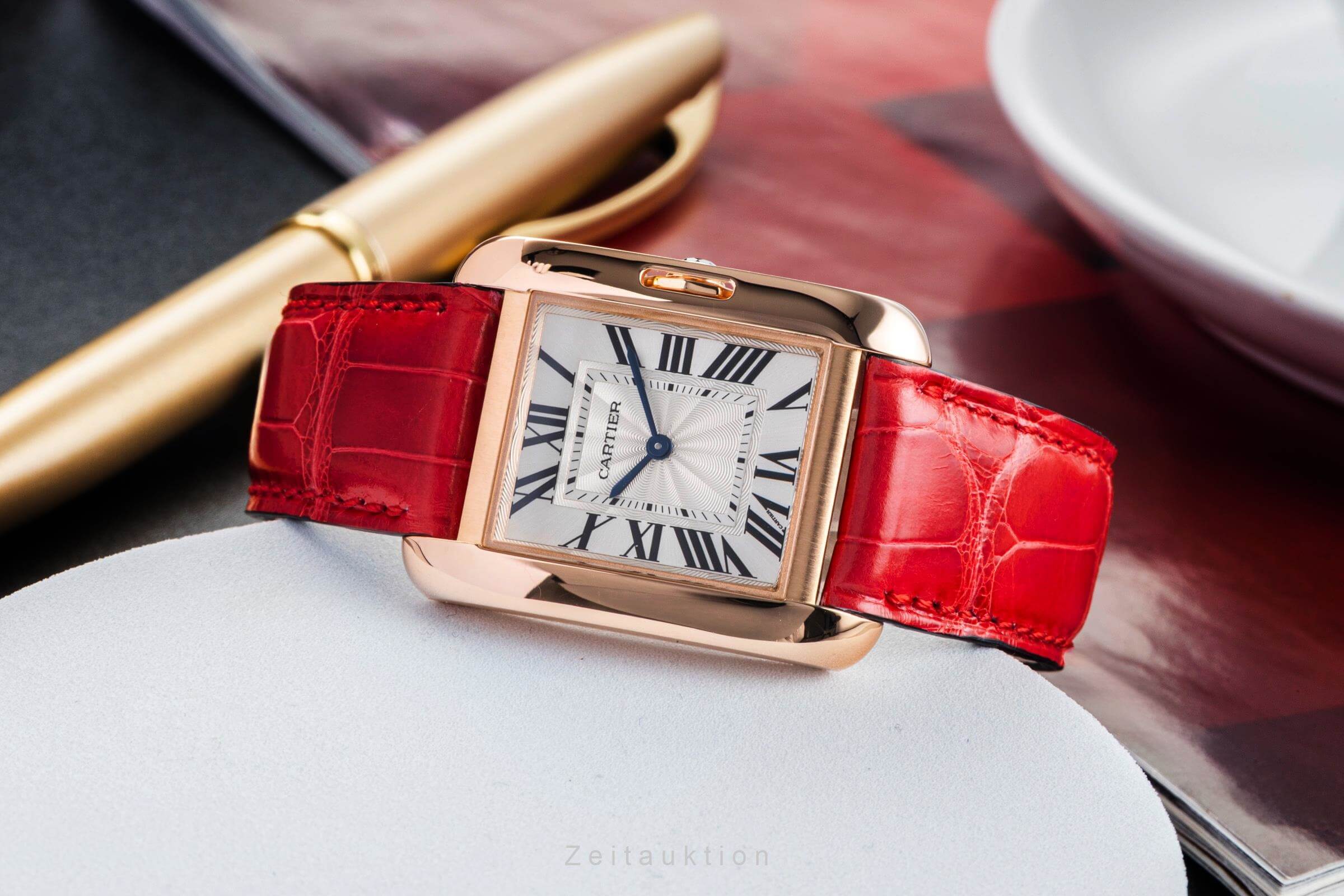 Cartier Tank 18 ct gold quartz women's watch W5310042  [2500021] - Image 3