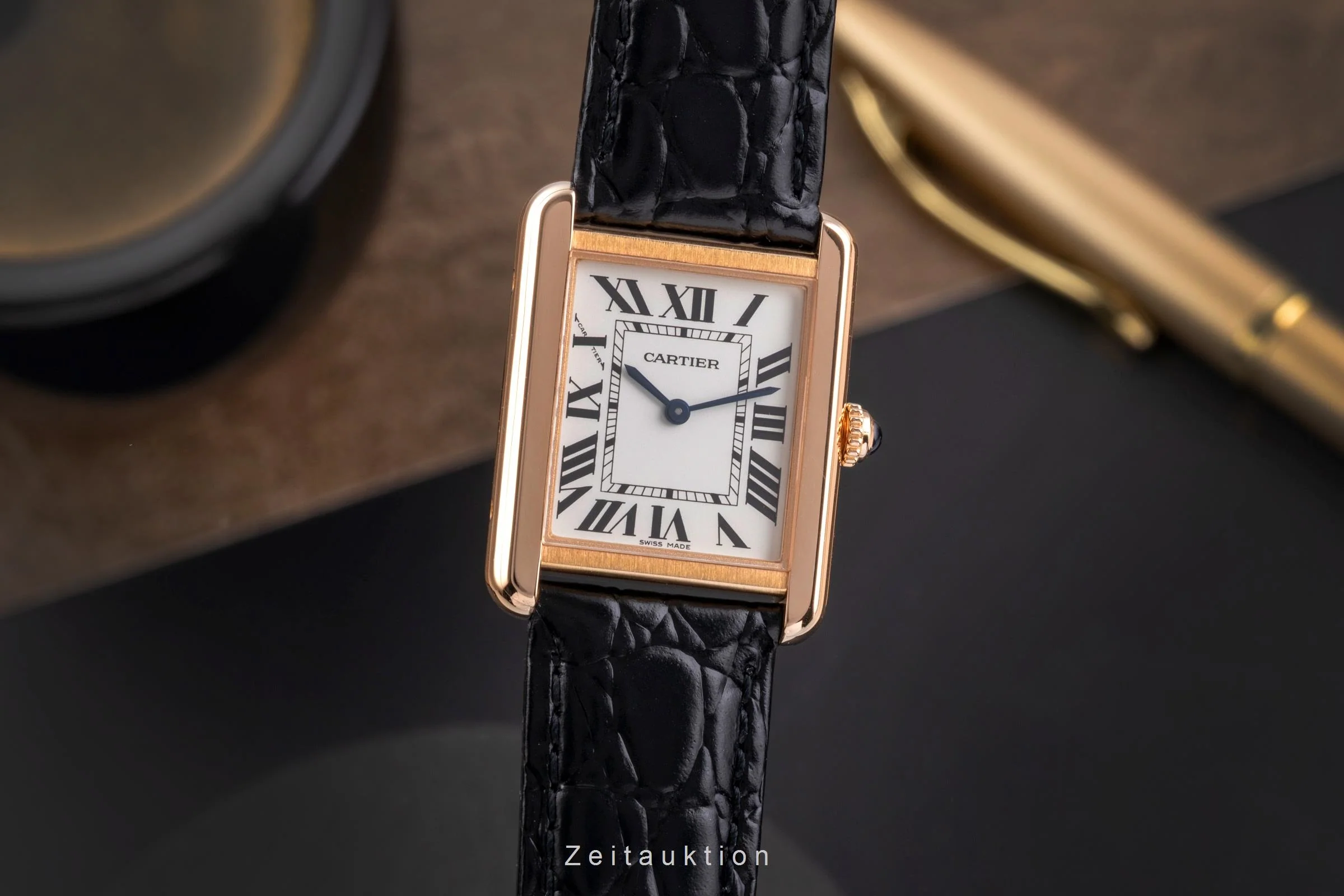 Cartier Tank 18 ct red gold quartz men's watch W5200024  [2505228] - Image 2