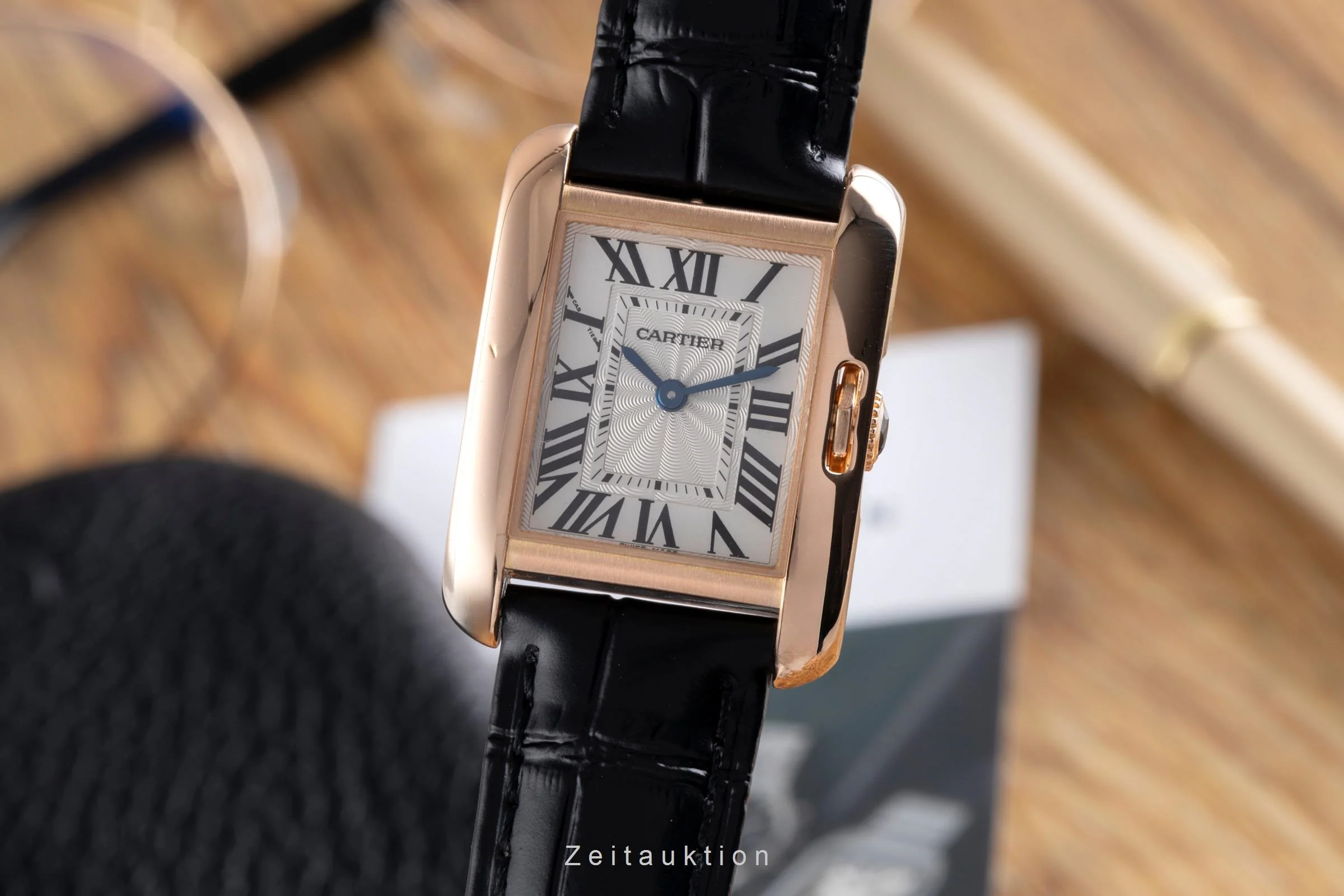 Cartier Tank 18 ct red gold quartz women's watch W5310027  [2600520] - Image 2
