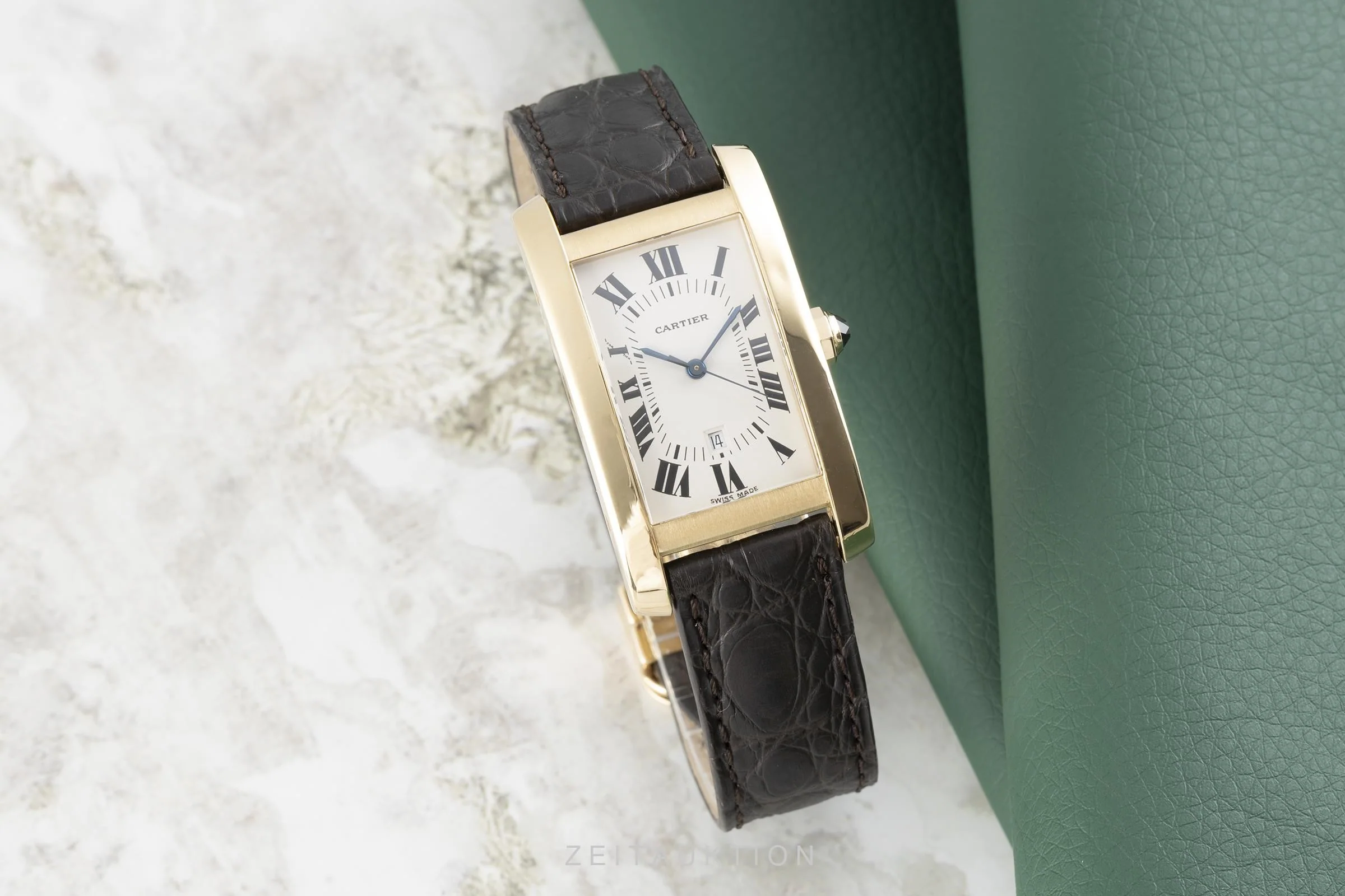 Cartier Tank Américaine 18 ct gold automatic women's watch 8172984  [2105659] - Image 3