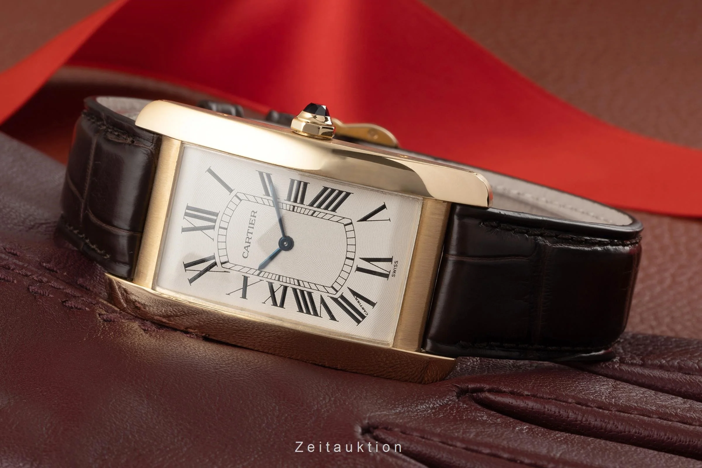 Cartier Tank Américaine 18 ct gold manual winding men's watch 1735 1  [2303533] - Image 2
