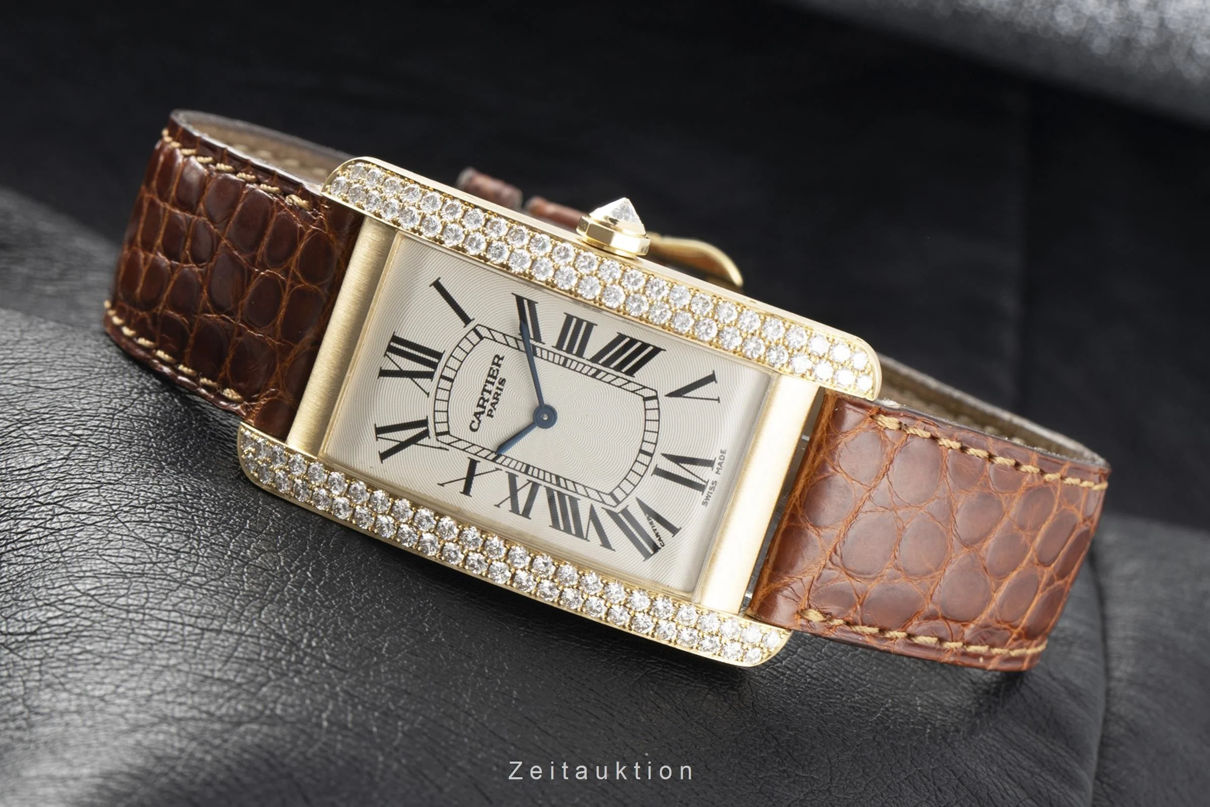 Cartier Tank Américaine 18 ct gold manual winding women's watch 1735B  [2107142] - Image 2