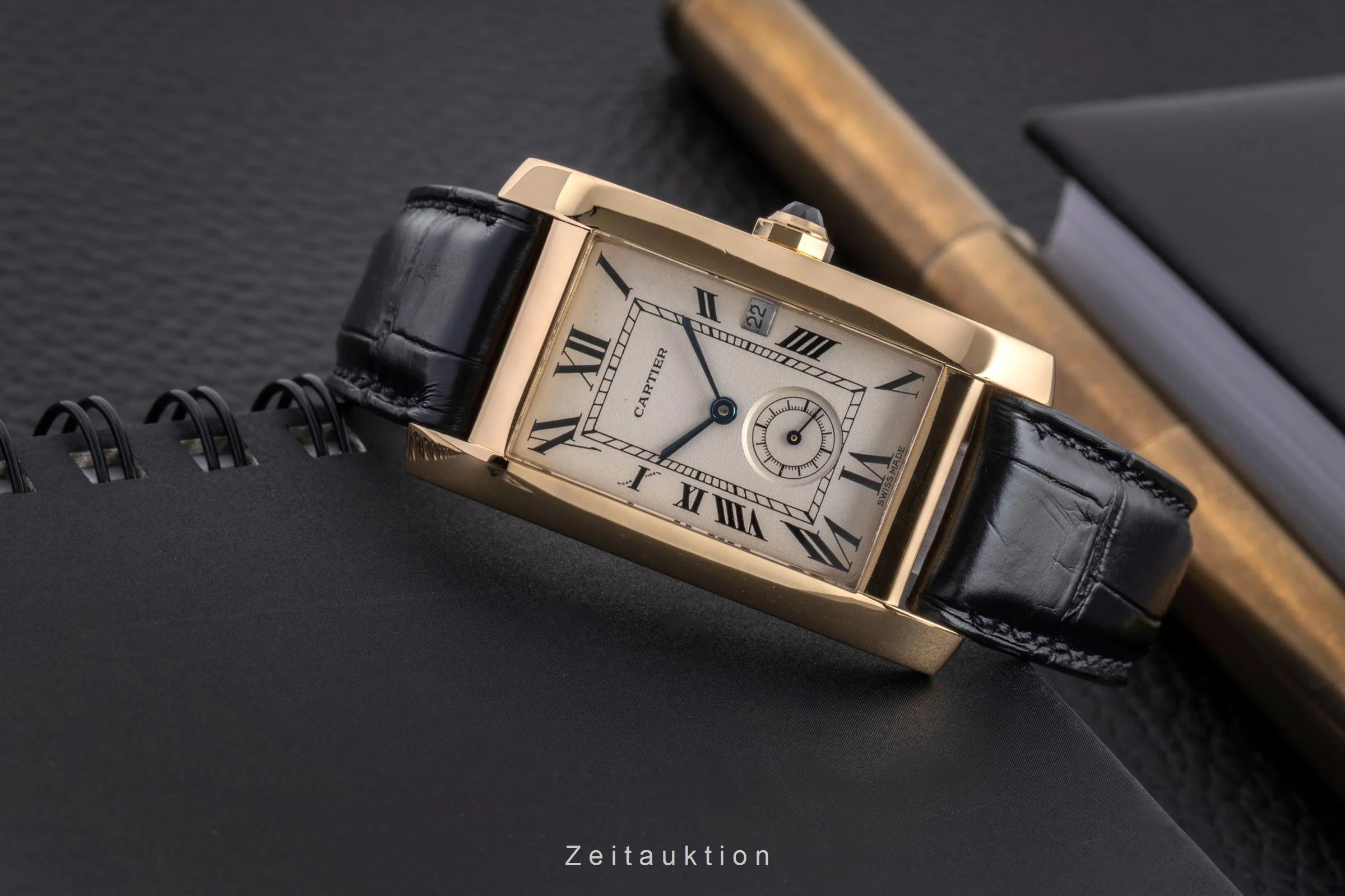 Cartier Tank Américaine 18 ct gold quartz unisex W2600351  [2502506] - Image 3