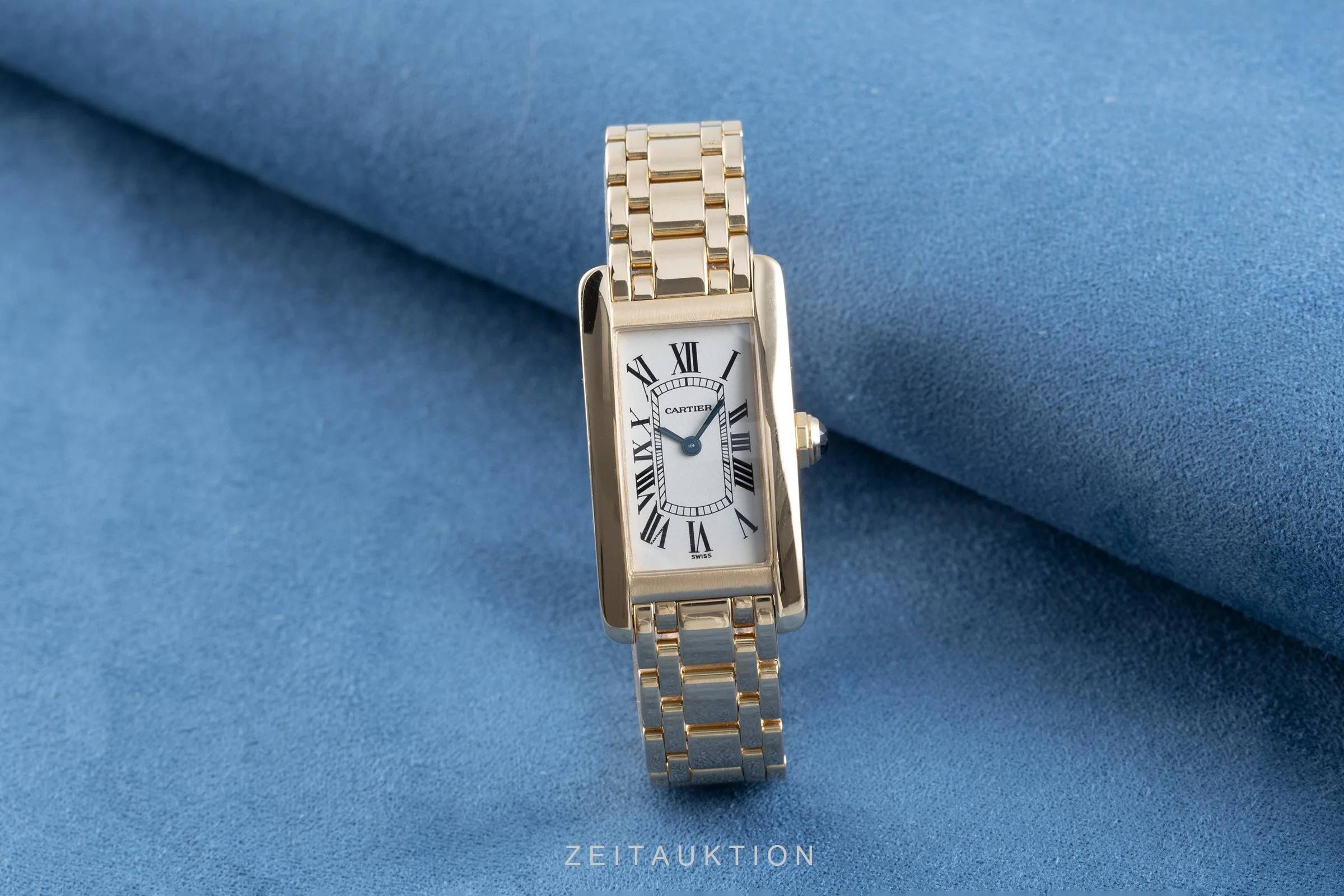 Cartier Tank Américaine 18 ct gold quartz women's watch 1710  [2103791] - Image 3