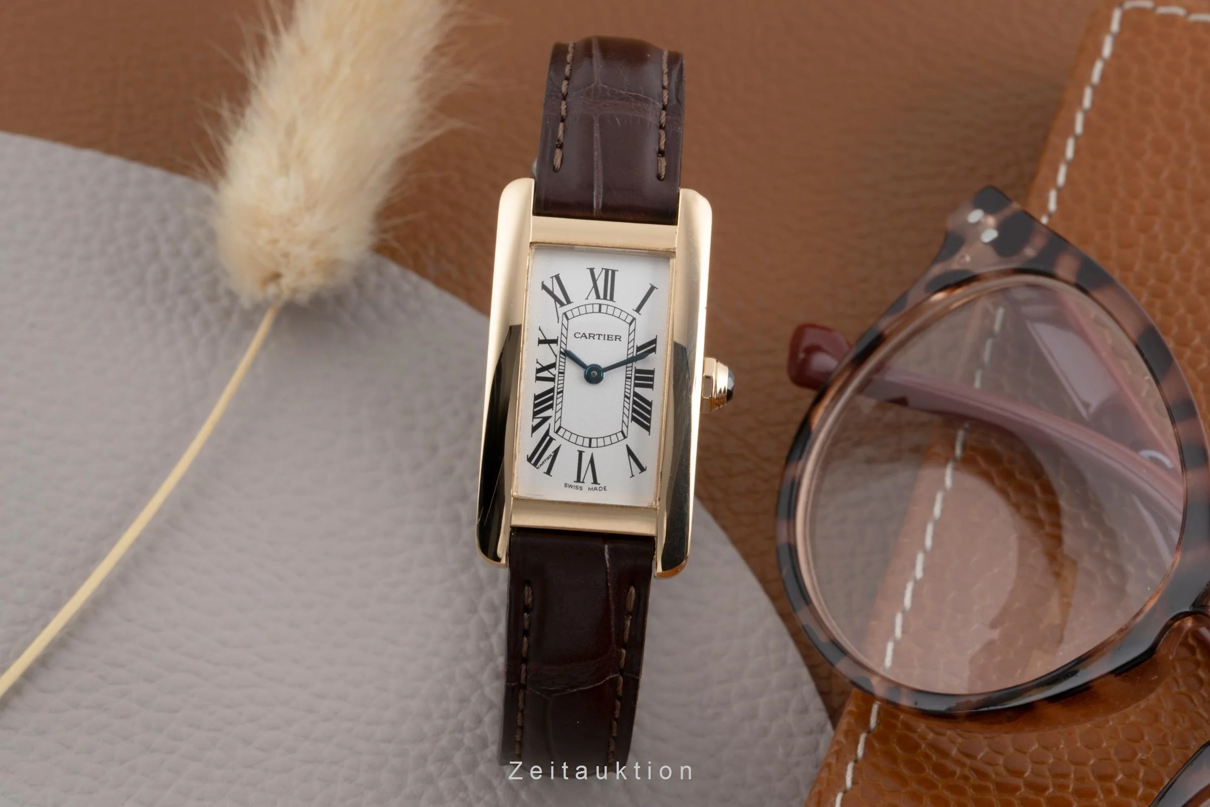 Cartier Tank Américaine 18 ct gold quartz women's watch W2601556 LP: 8300EUR  [2503267] - Image 4