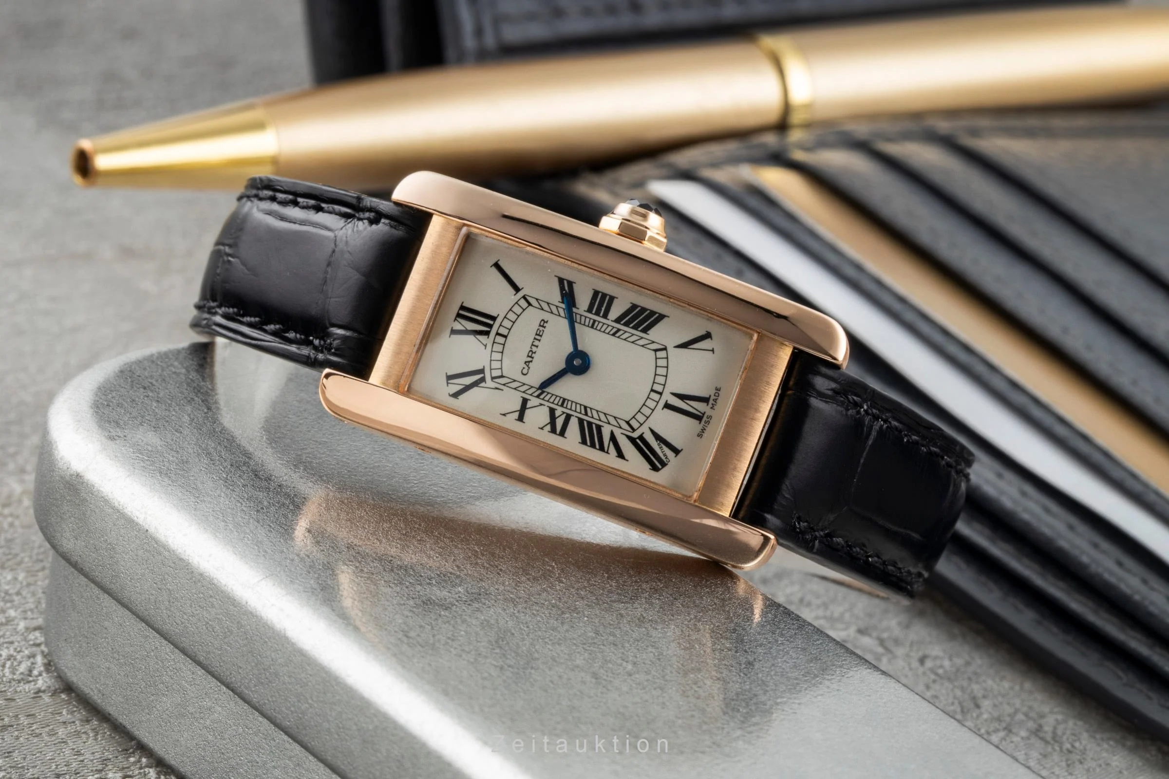 Cartier Tank Américaine 18 ct red gold quartz women's watch W2607456 LP: 12900EUR  [2506812] - Image 3