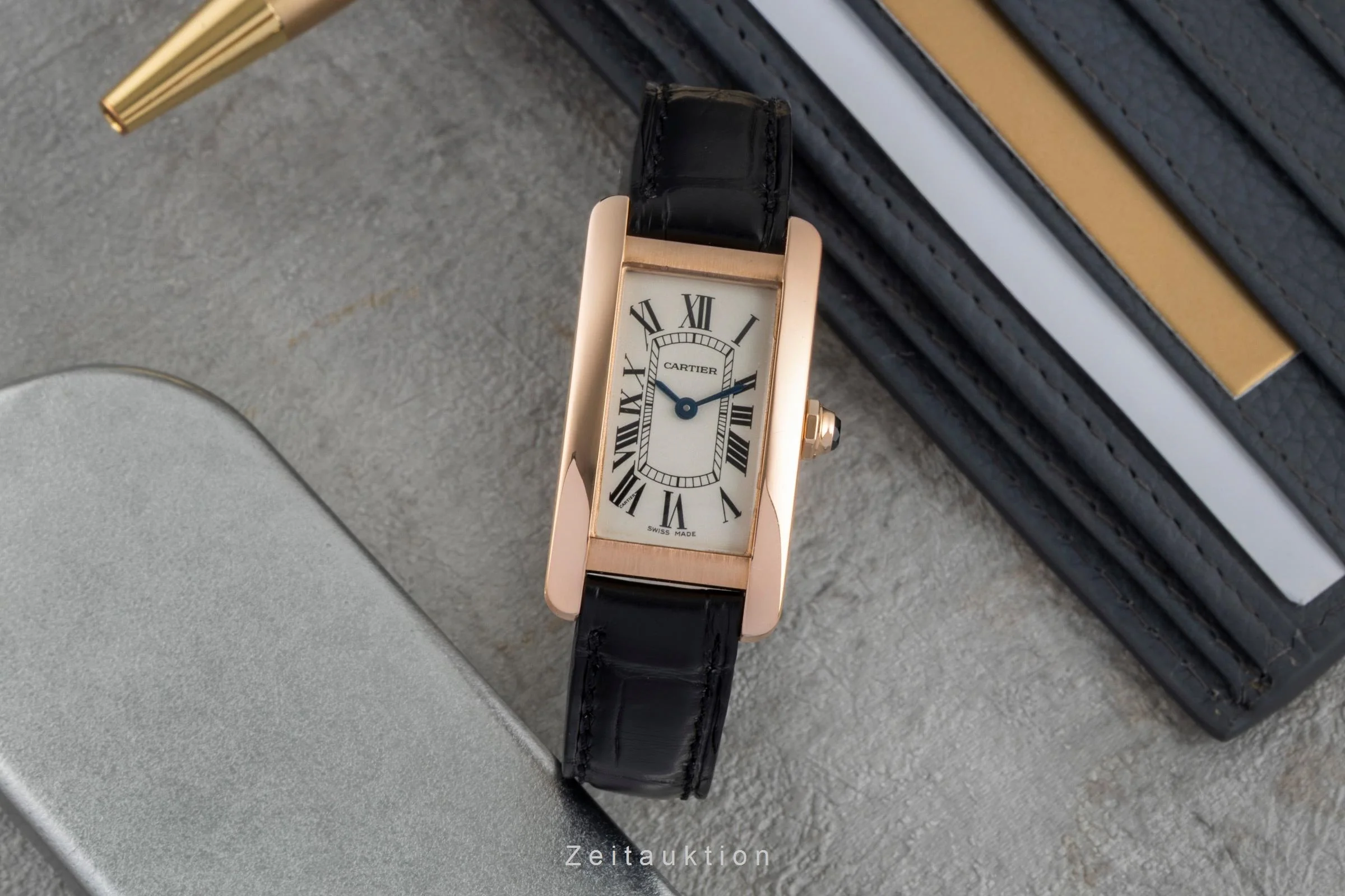 Cartier Tank Américaine 18 ct red gold quartz women's watch W2607456 LP: 12900EUR  [2506812] - Image 4