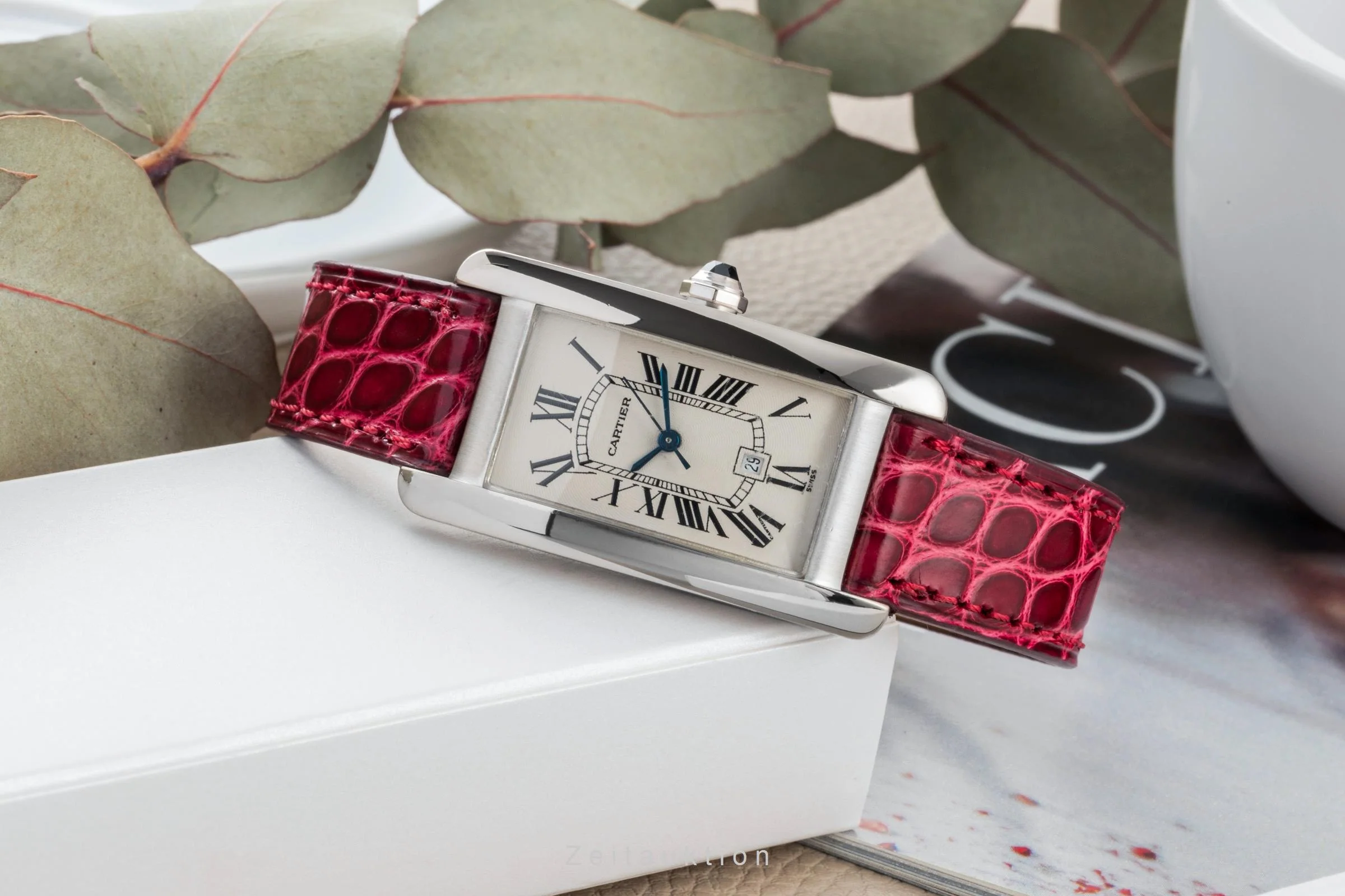 Cartier Tank Américaine 18 ct white gold automatic unisex W2603656, 1726 LP: 33000EUR  [2400912] - Image 2