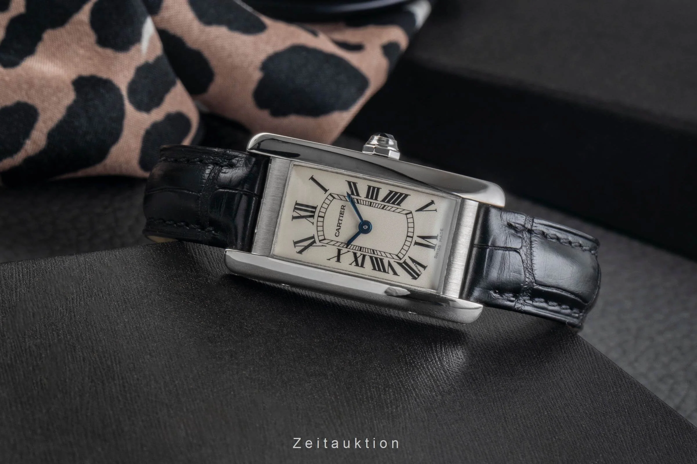 Cartier Tank Américaine 18 ct white gold quartz women's watch W2601956 LP: 12400EUR  [2500189] - Image 3