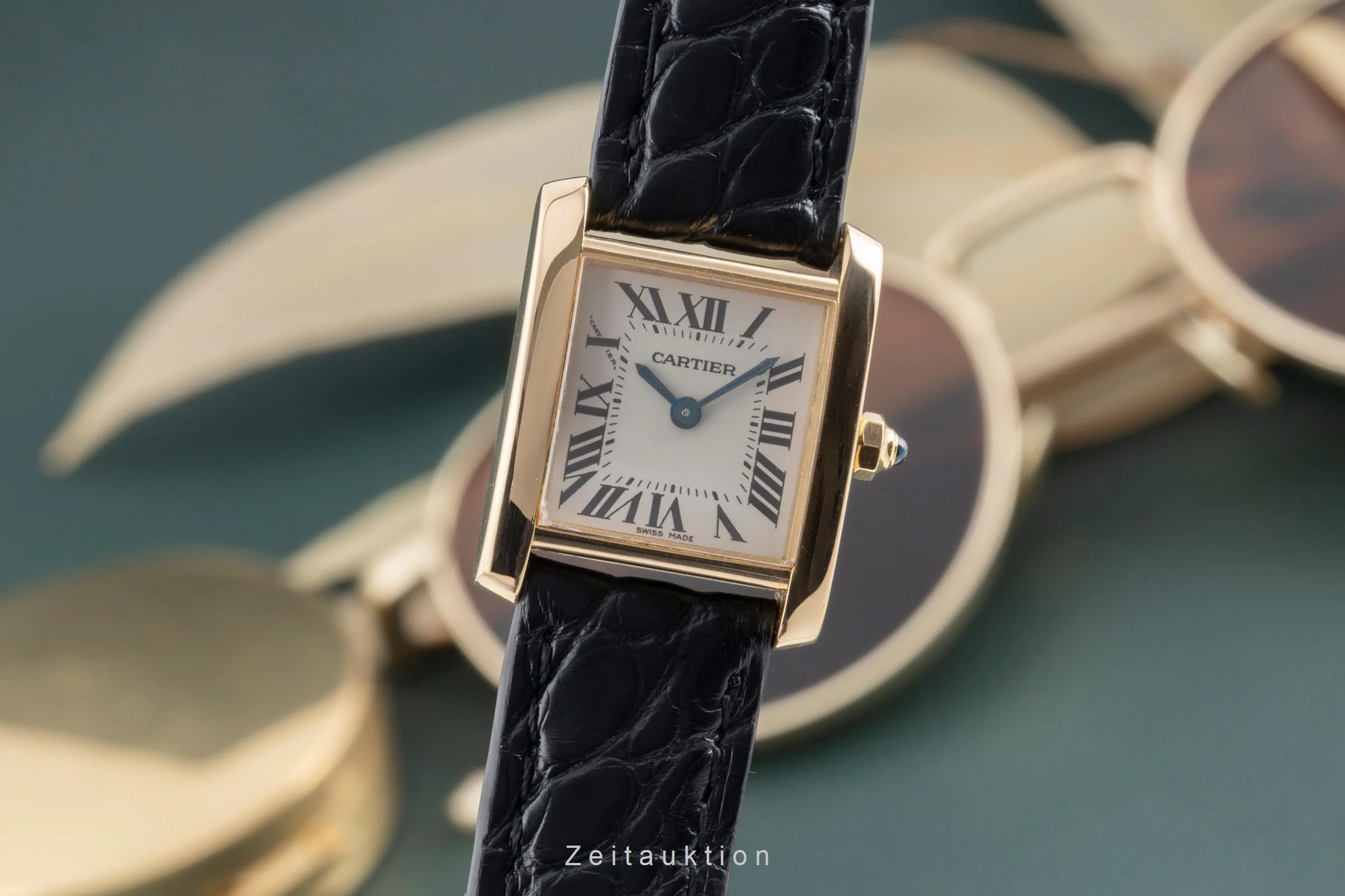 Cartier Tank Francaise 18 ct gold quartz women's watch W5000256  [2503394] - Image 2