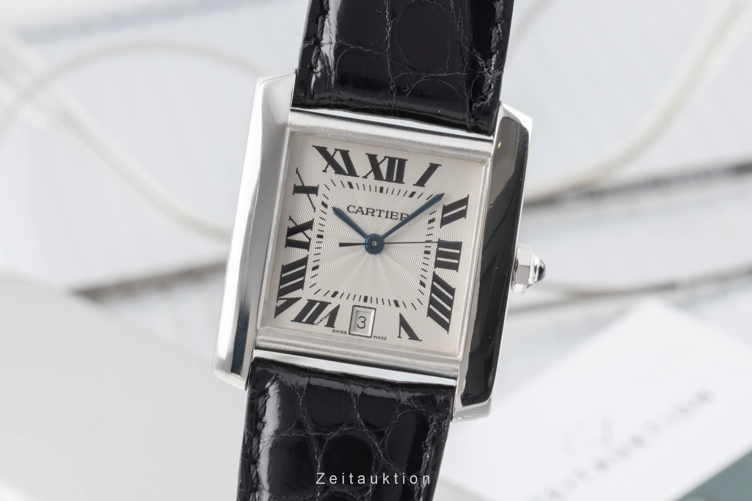 Cartier Tank Francaise 18 ct white gold automatic women's watch W50011S3  [2504406] - Image 2