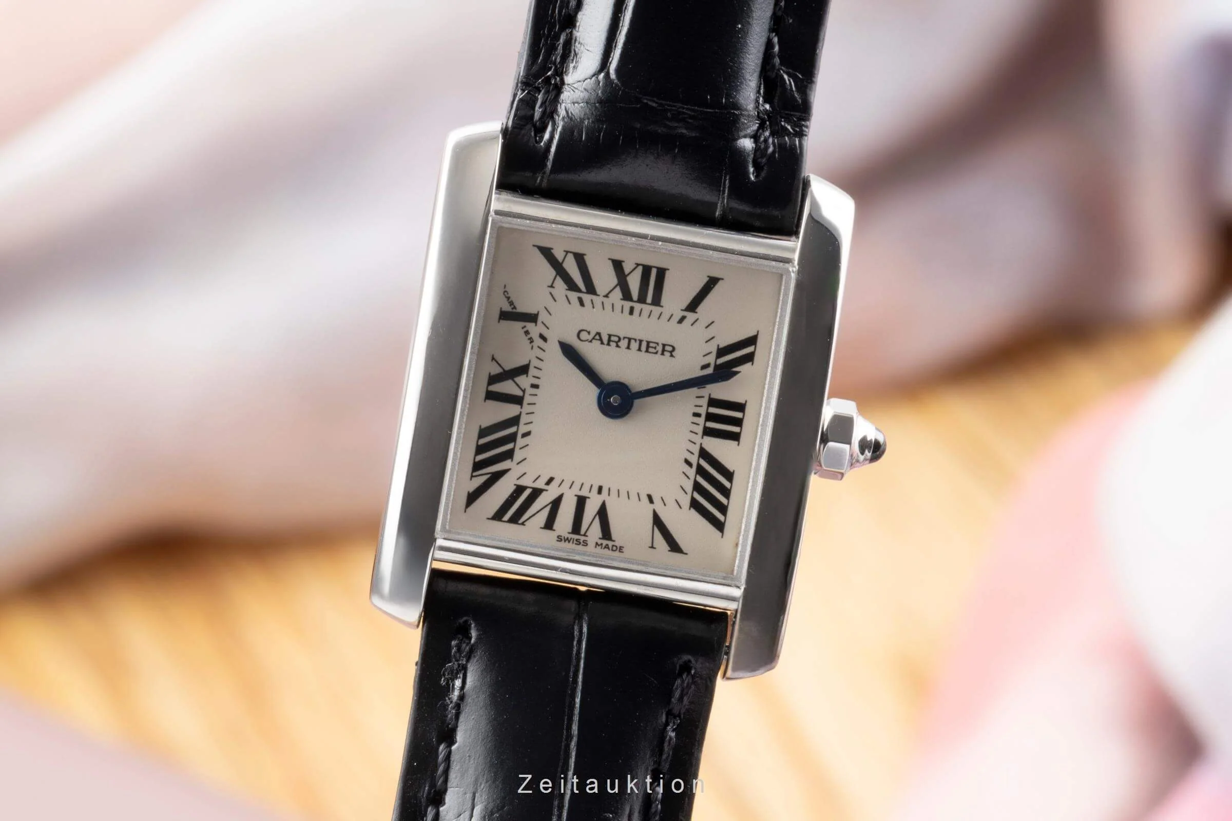 Cartier Tank Francaise 18 ct white gold quartz women's watch W50012S3  [2502140] - Image 2