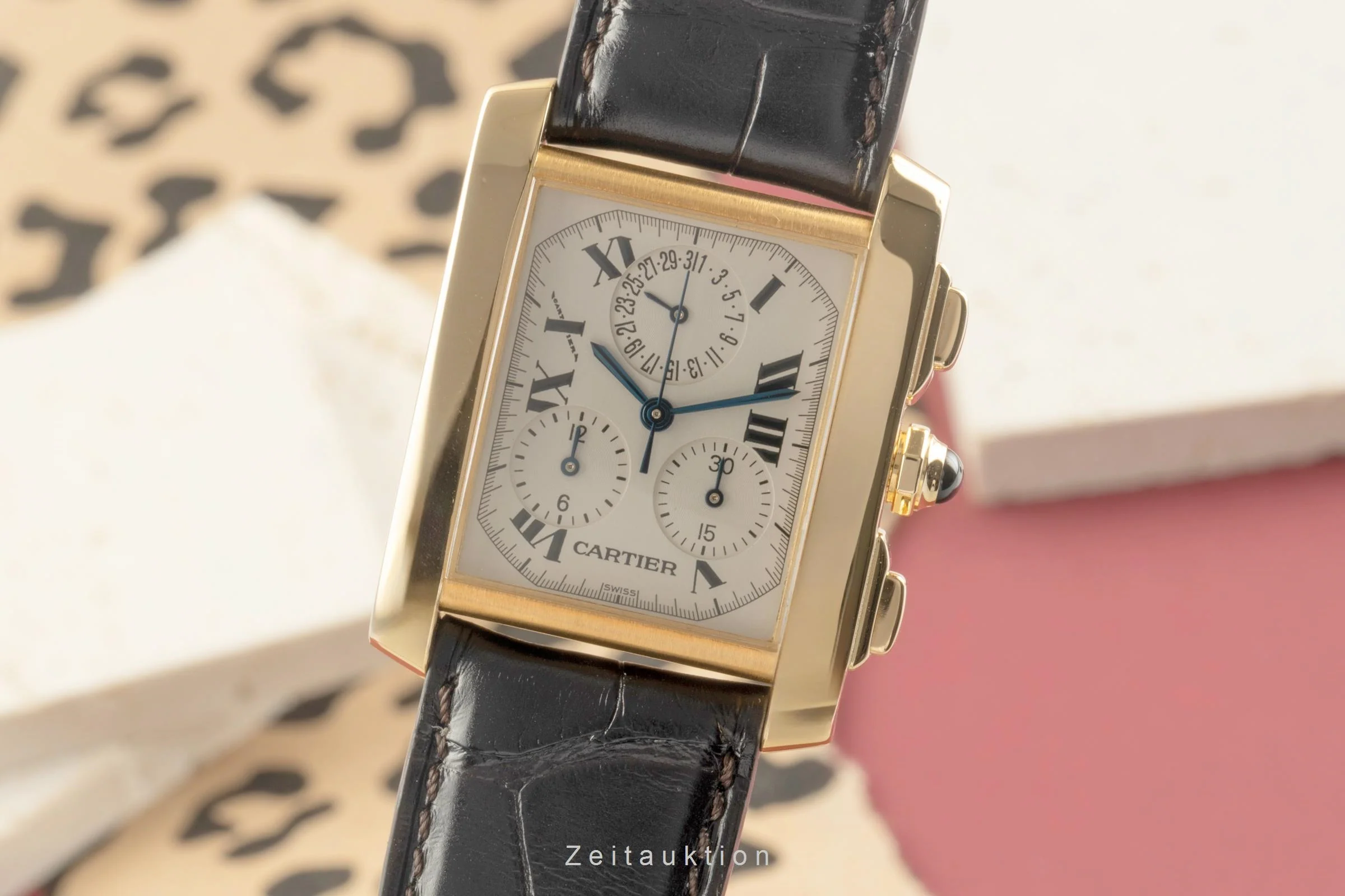 Cartier Tank Francaise chronograph 18 ct gold quartz men's watch W5000556, 1830  [2504293] - Image 2