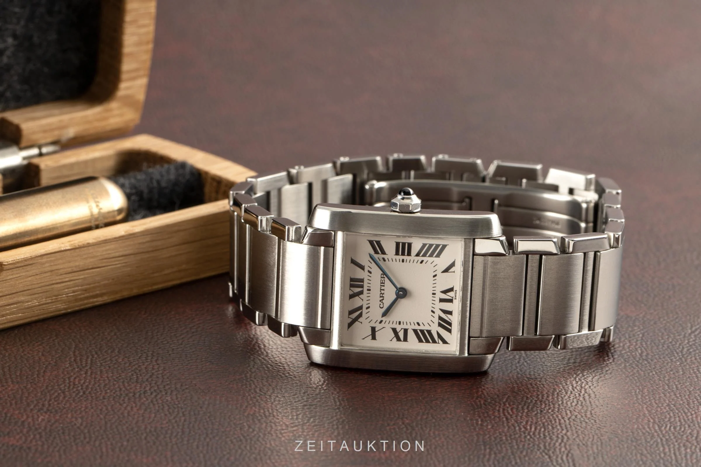 Cartier Tank Francaise steel quartz women's watch 2301  [2101727] - Image 2