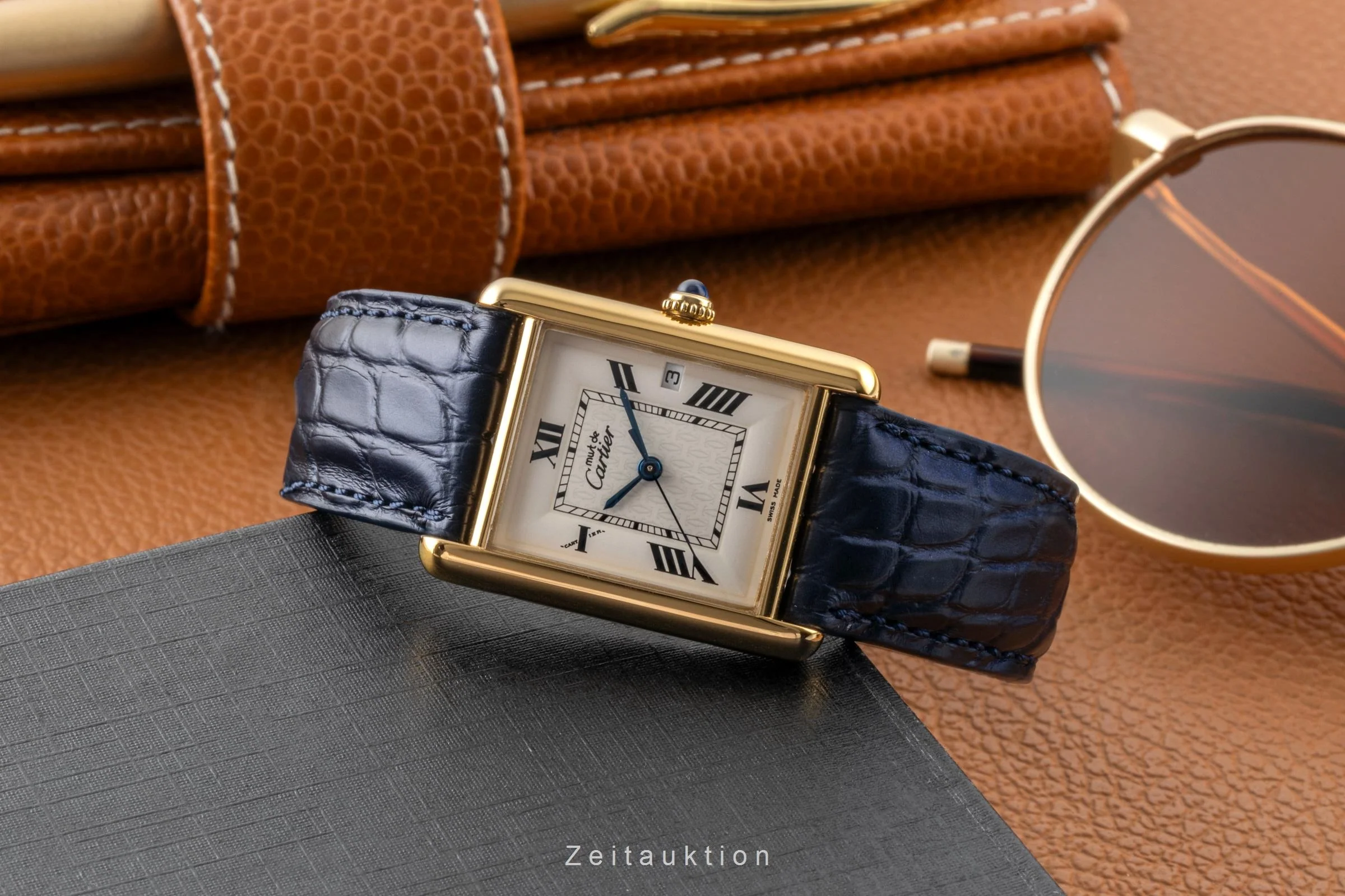 Cartier Tank silver-gilt quartz men's watch W1013754  [2600480] - Image 3