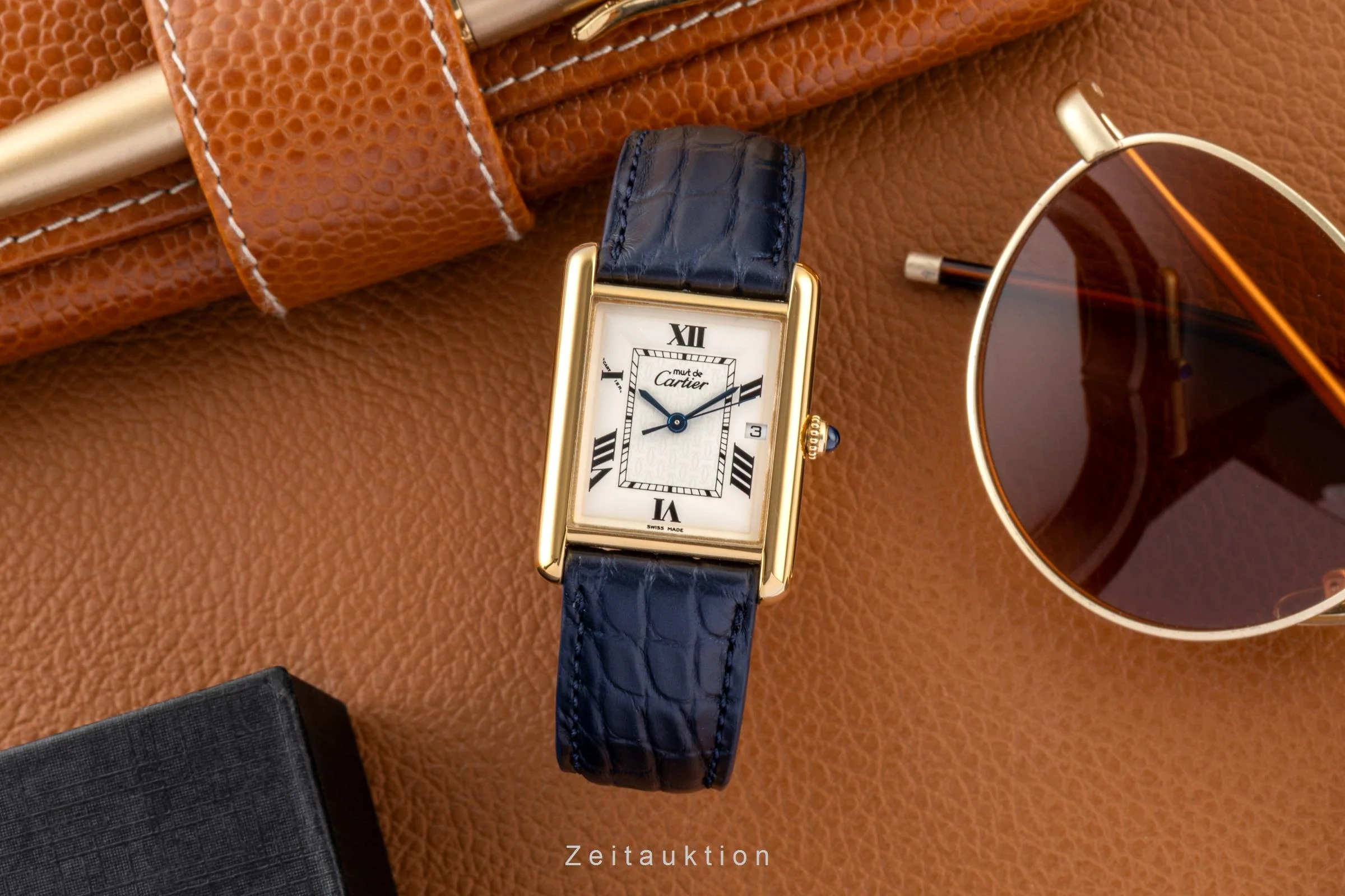 Cartier Tank silver-gilt quartz men's watch W1013754  [2600480] - Image 4