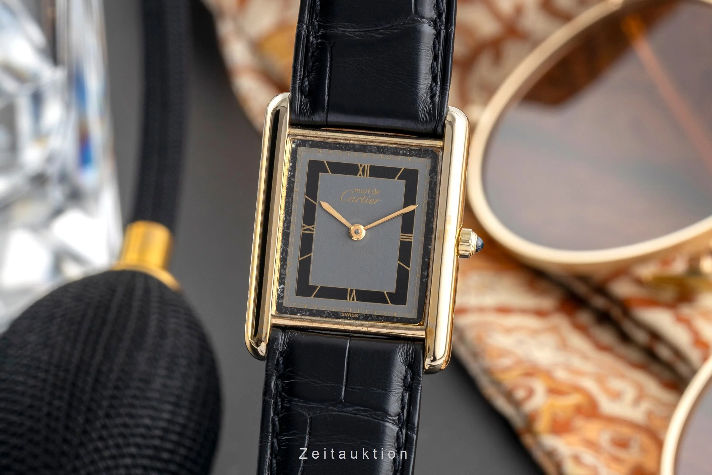 Cartier Tank silver-gilt quartz unisex 6 81006  [2502069] - Image 2