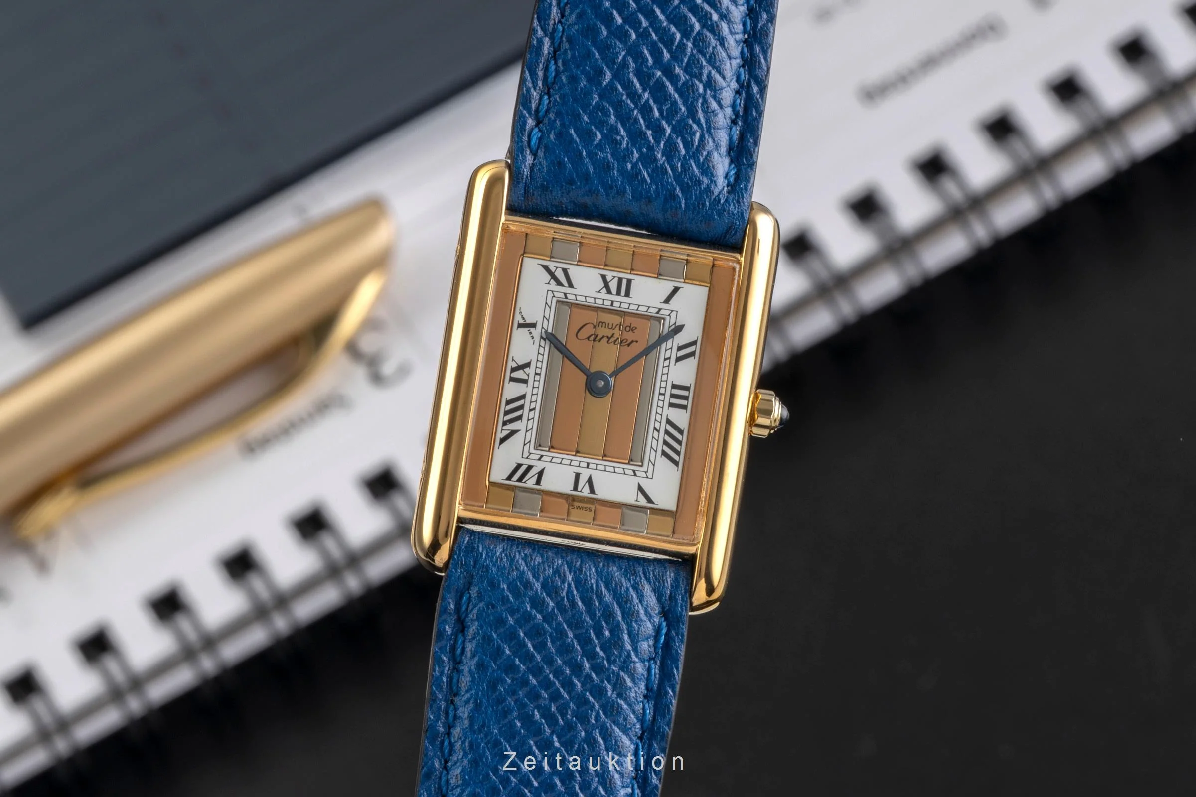 Cartier Tank silver-gilt quartz unisex 681006  [2502999] - Image 2