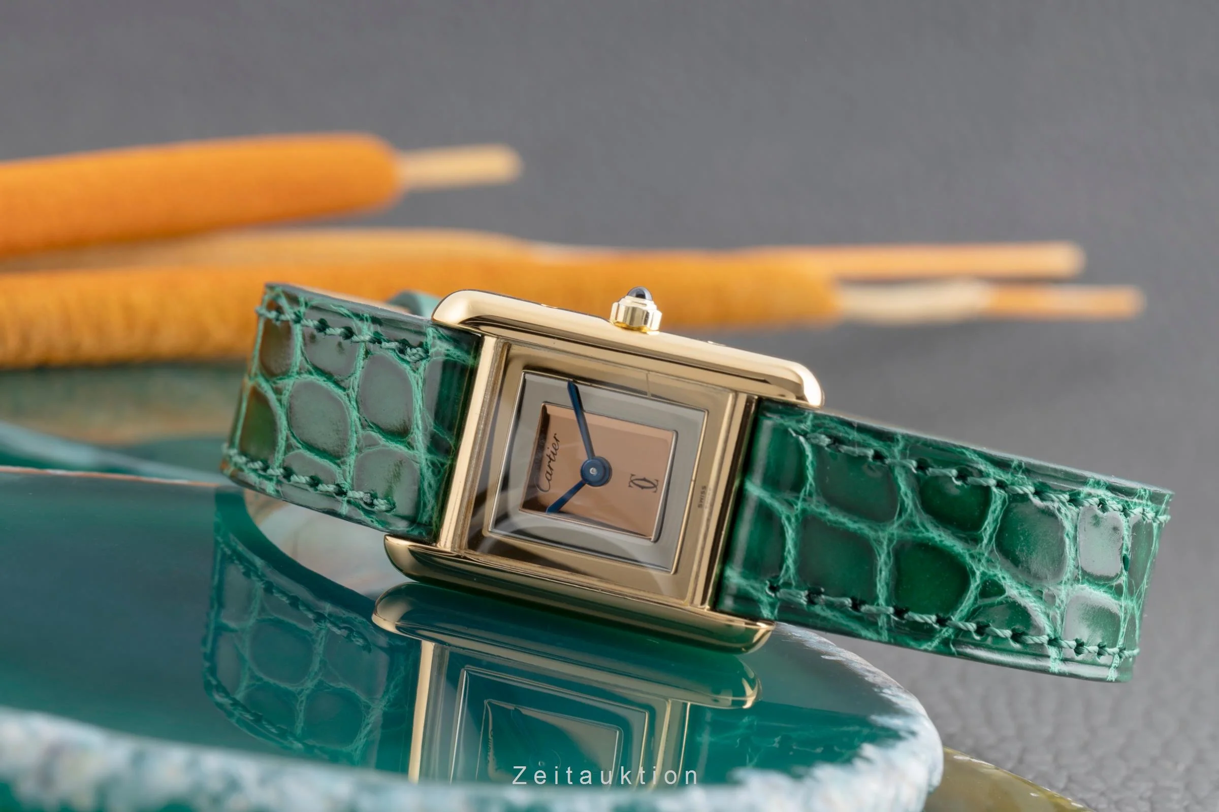 Cartier Tank silver-gilt quartz women's watch 366001  [2502953] - Image 3