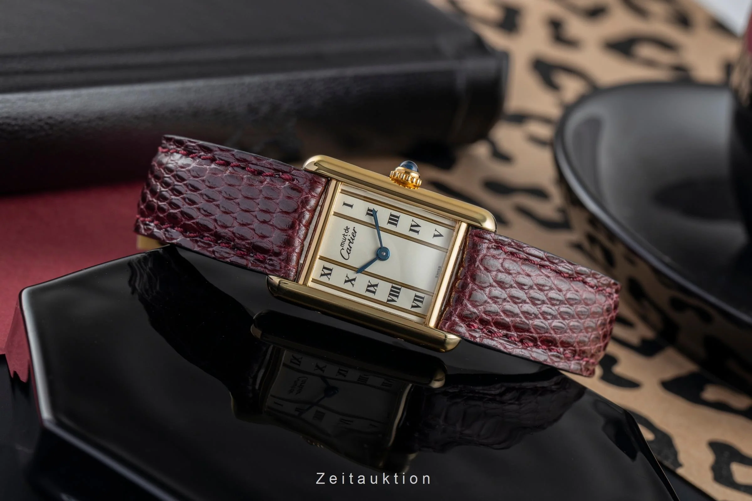 Cartier Tank silver-gilt quartz women's watch 5057001, GGC98000  [2504015] - Image 3