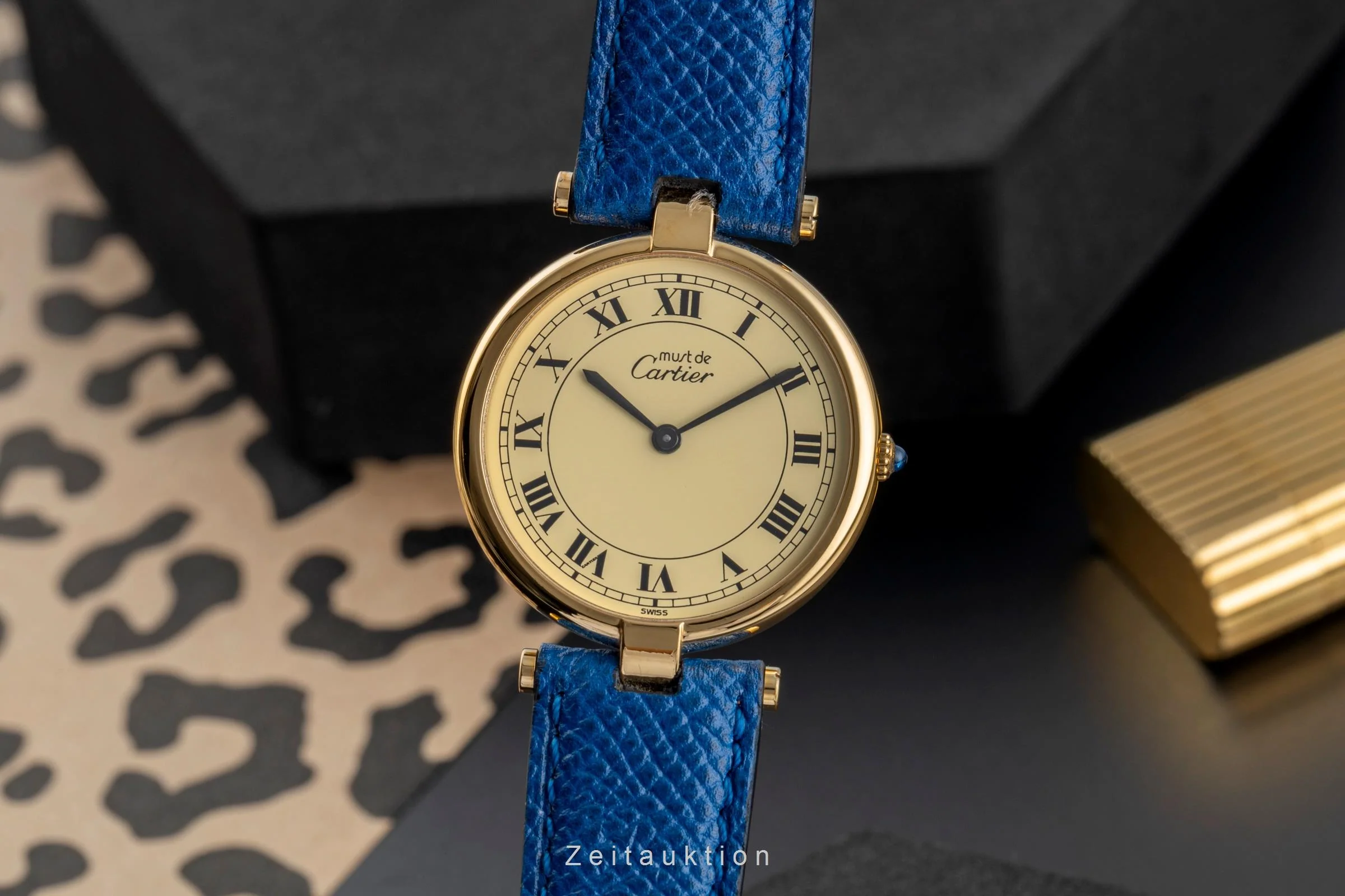 Cartier Vendome silver-gilt quartz unisex 83978213  [2503955] - Image 2