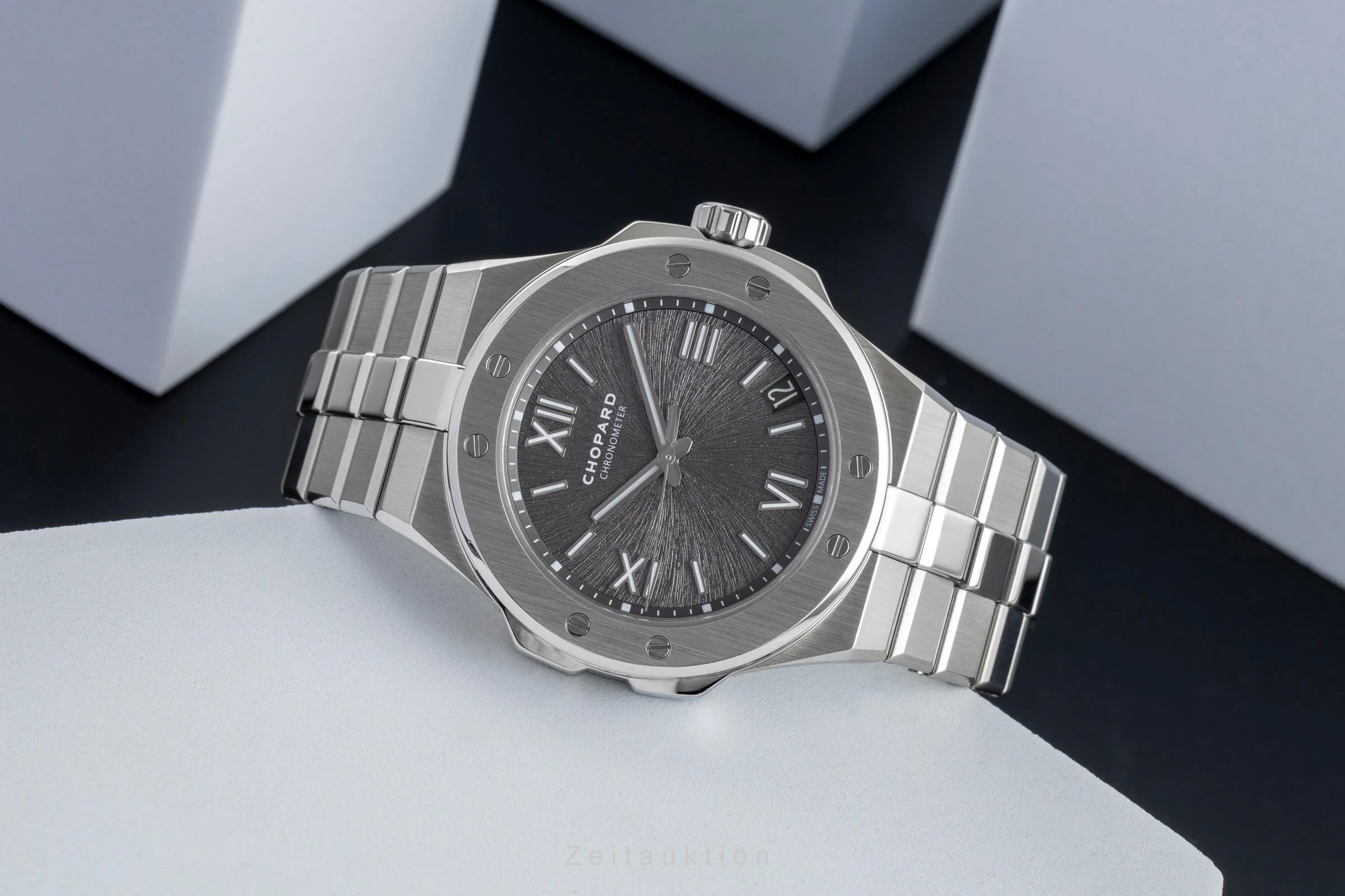 Chopard Alpine Eagle steel automatic men's watch 298600-3002 LP: 15900EUR  [2504325] - Image 3