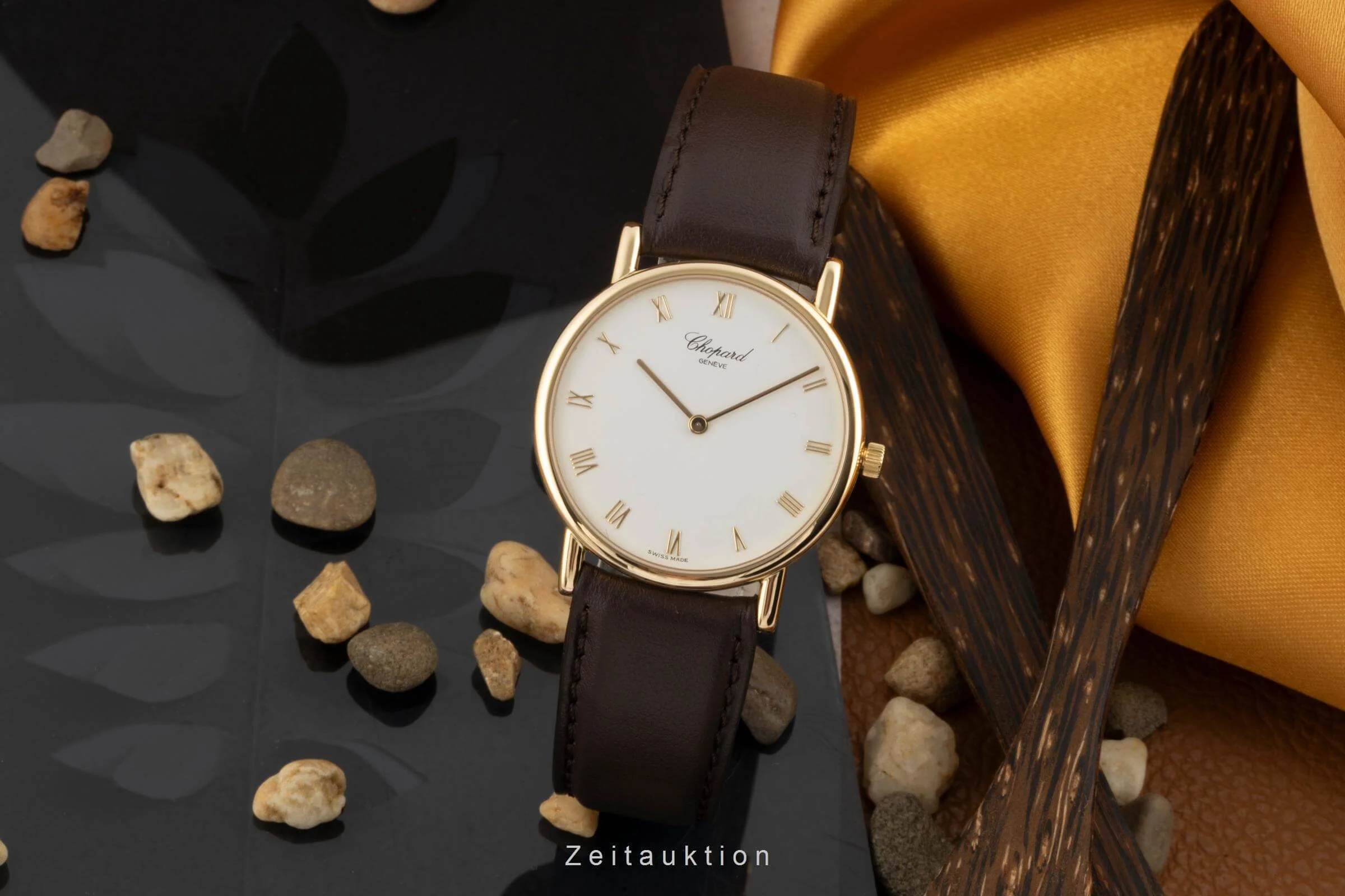 Chopard Classic 18 ct gold manual winding men's watch 16/3154  [2403259] - Image 3