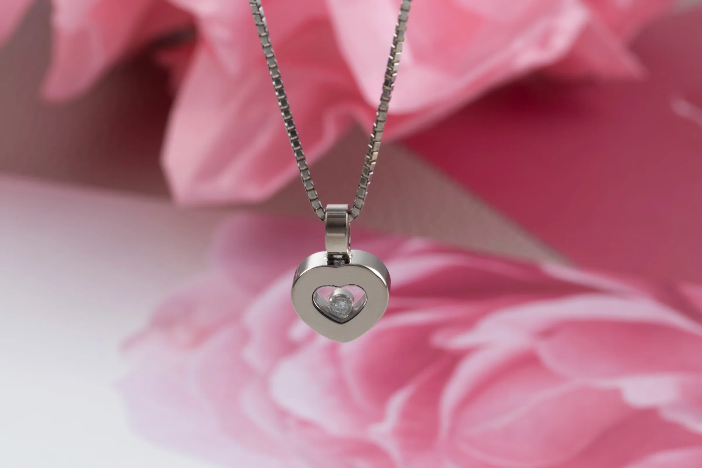Chopard Happy Heaths Diamonds pendant 18k white gold 79/2897-20 retail price: 2080,- €[KL26001] - Image 2