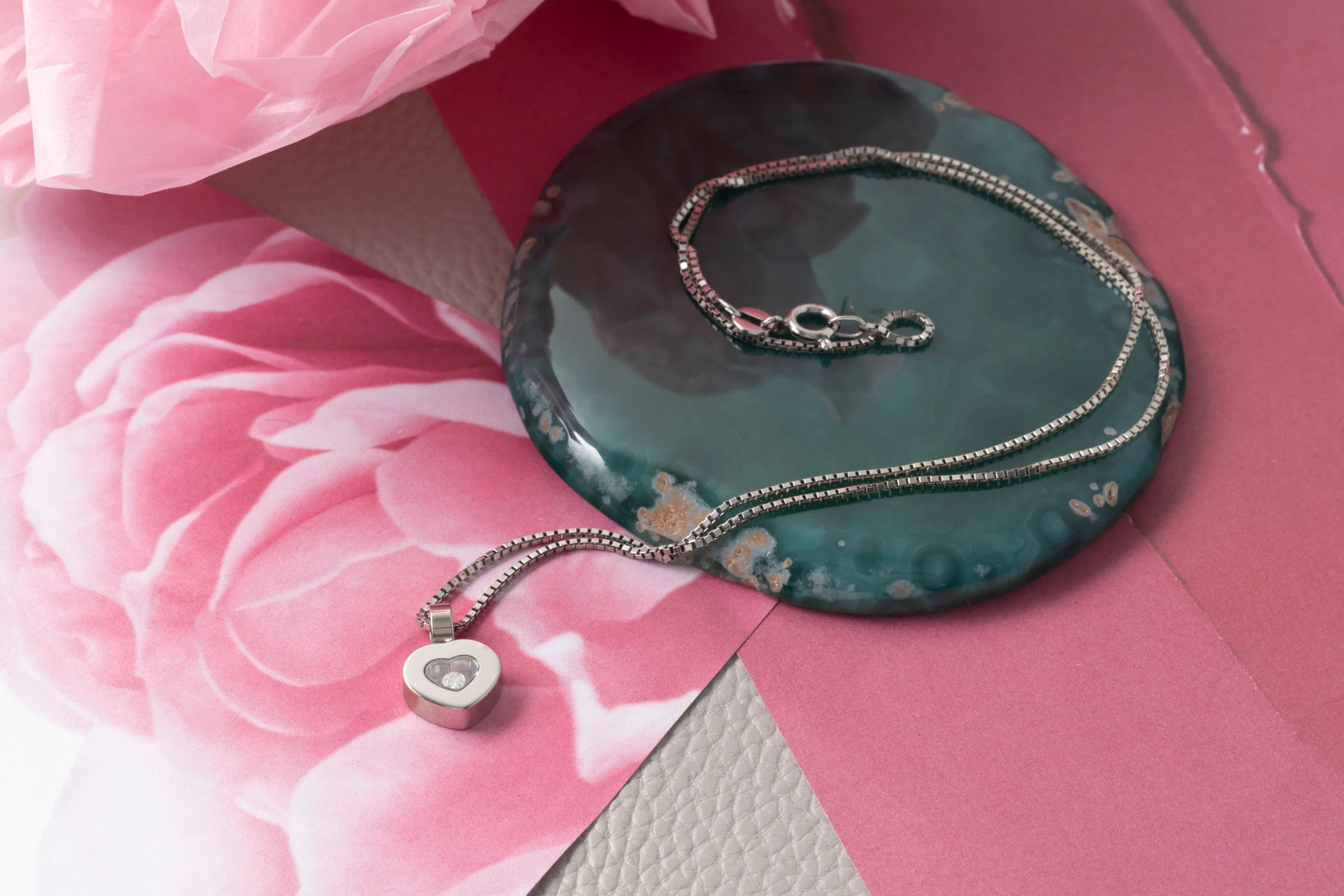 Chopard Happy Heaths Diamonds pendant 18k white gold 79/2897-20 retail price: 2080,- €[KL26001] - Image 4