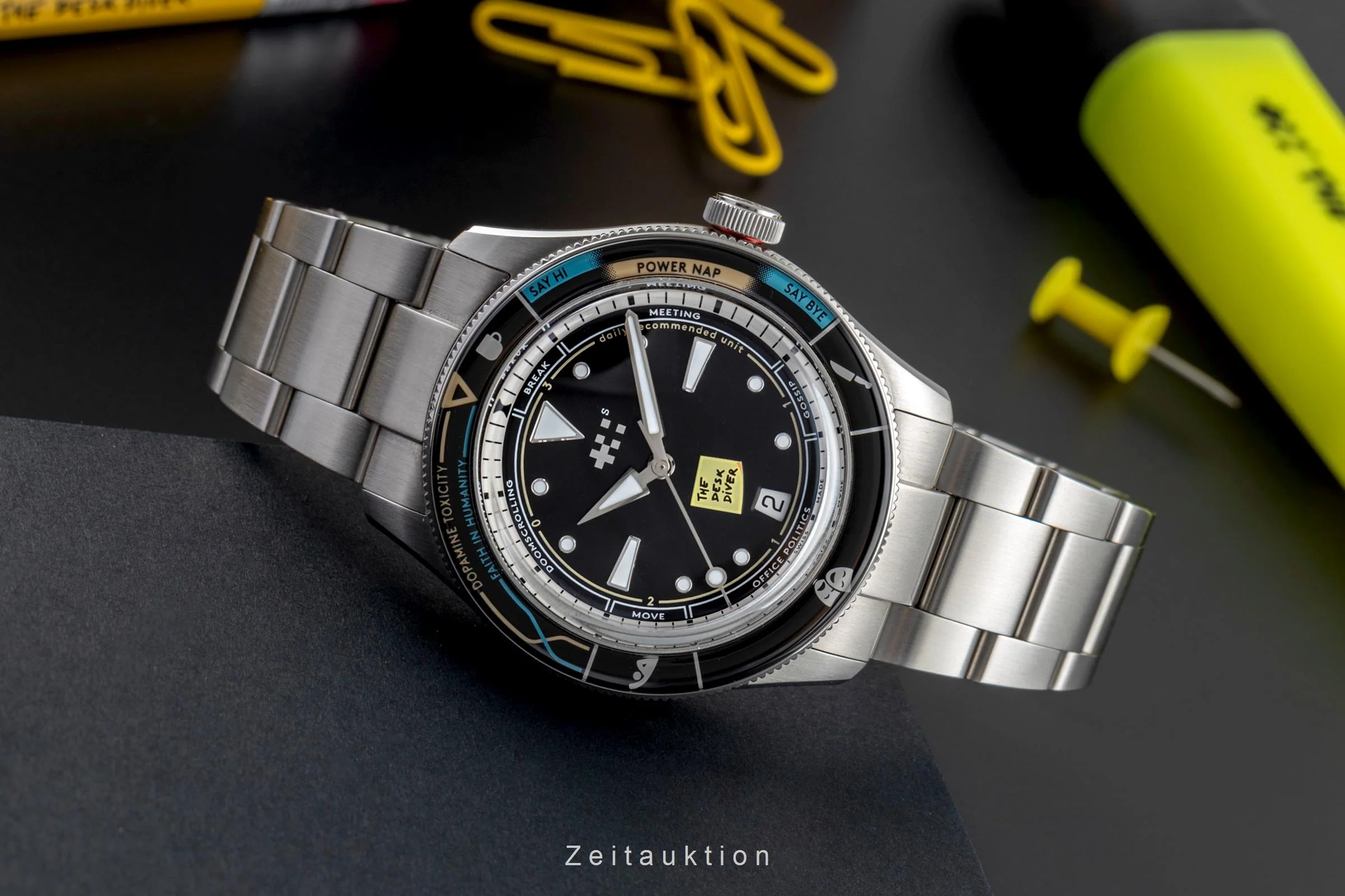 Christopher Ward Desk Diver steel automatic men's watch C65-41ADA2-DDK Limited  [2505231] - Image 3