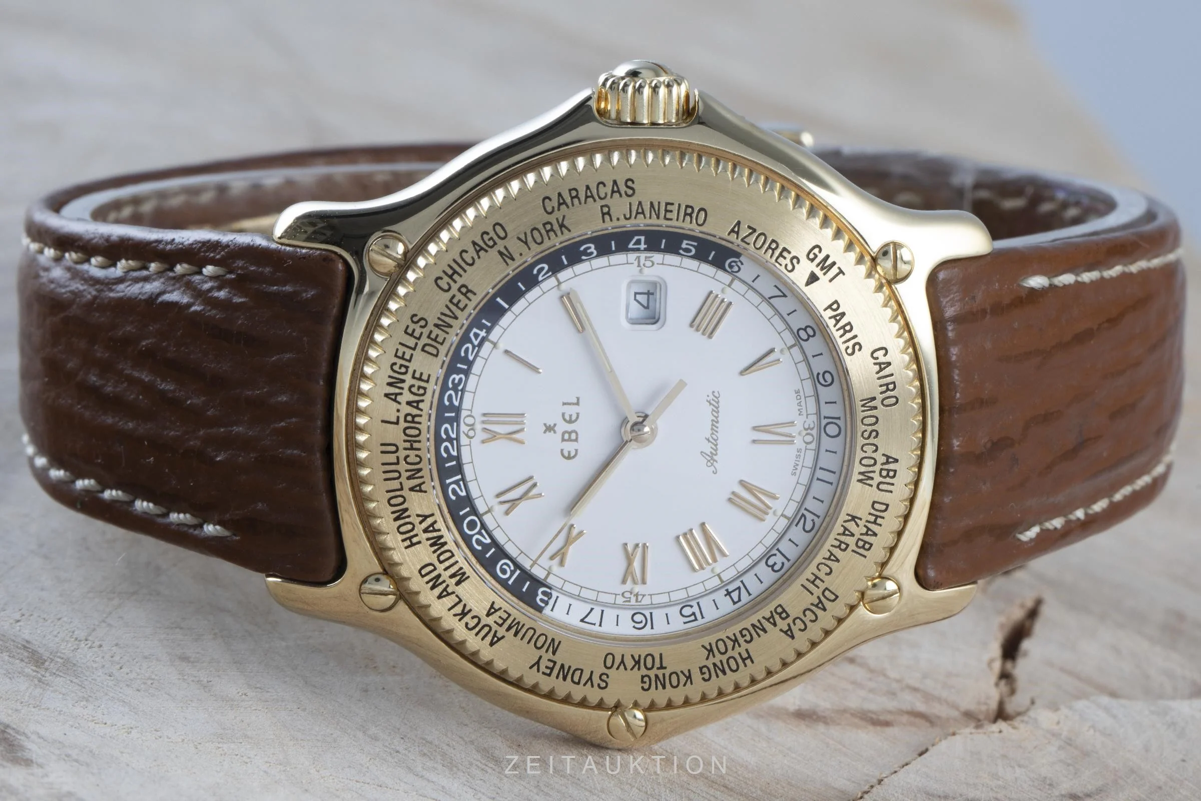 Ebel Voyager 18 ct gold automatic men's watch 8124913  [2103453] - Image 2