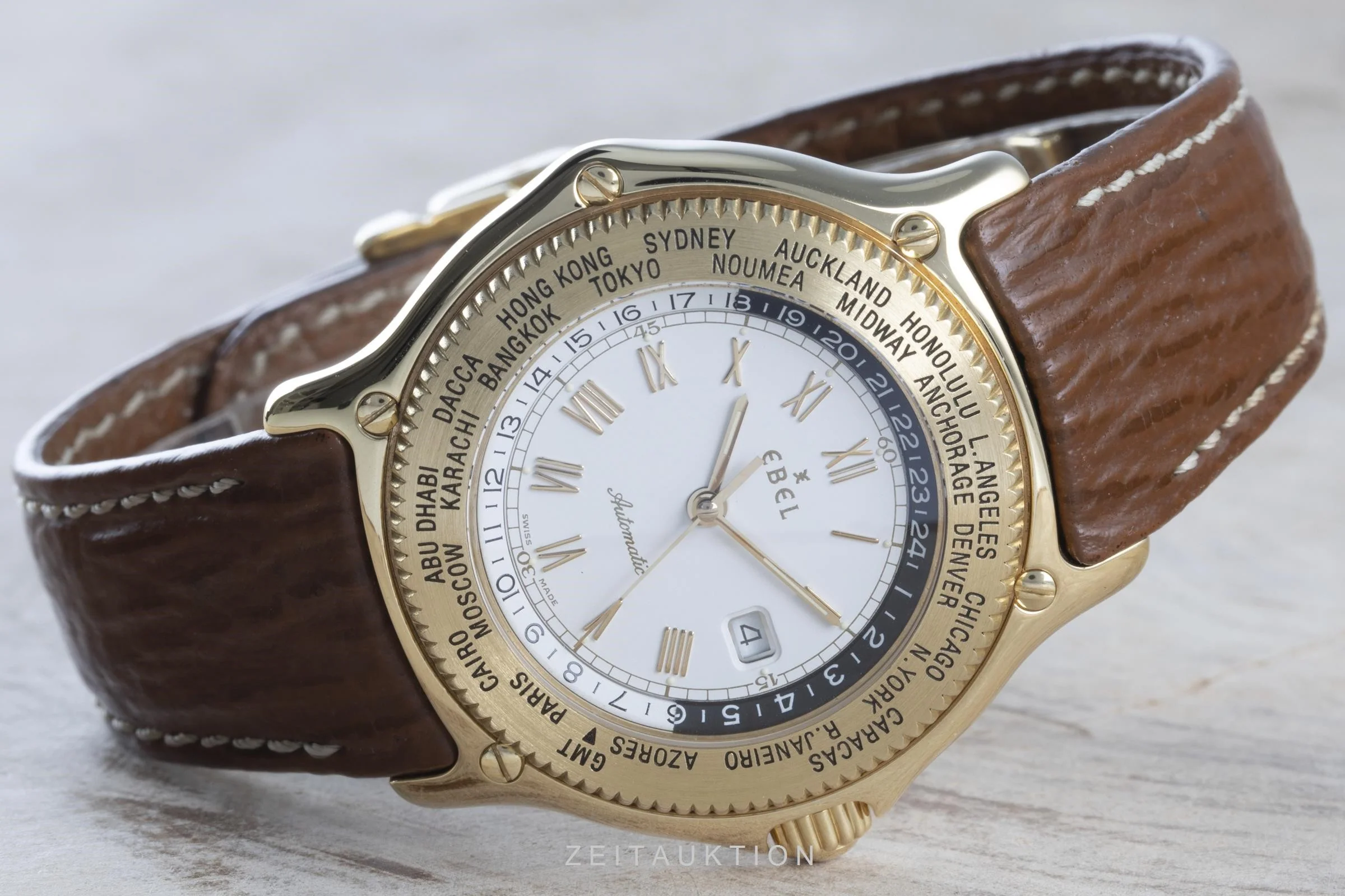 Ebel Voyager 18 ct gold automatic men's watch 8124913  [2103453] - Image 3
