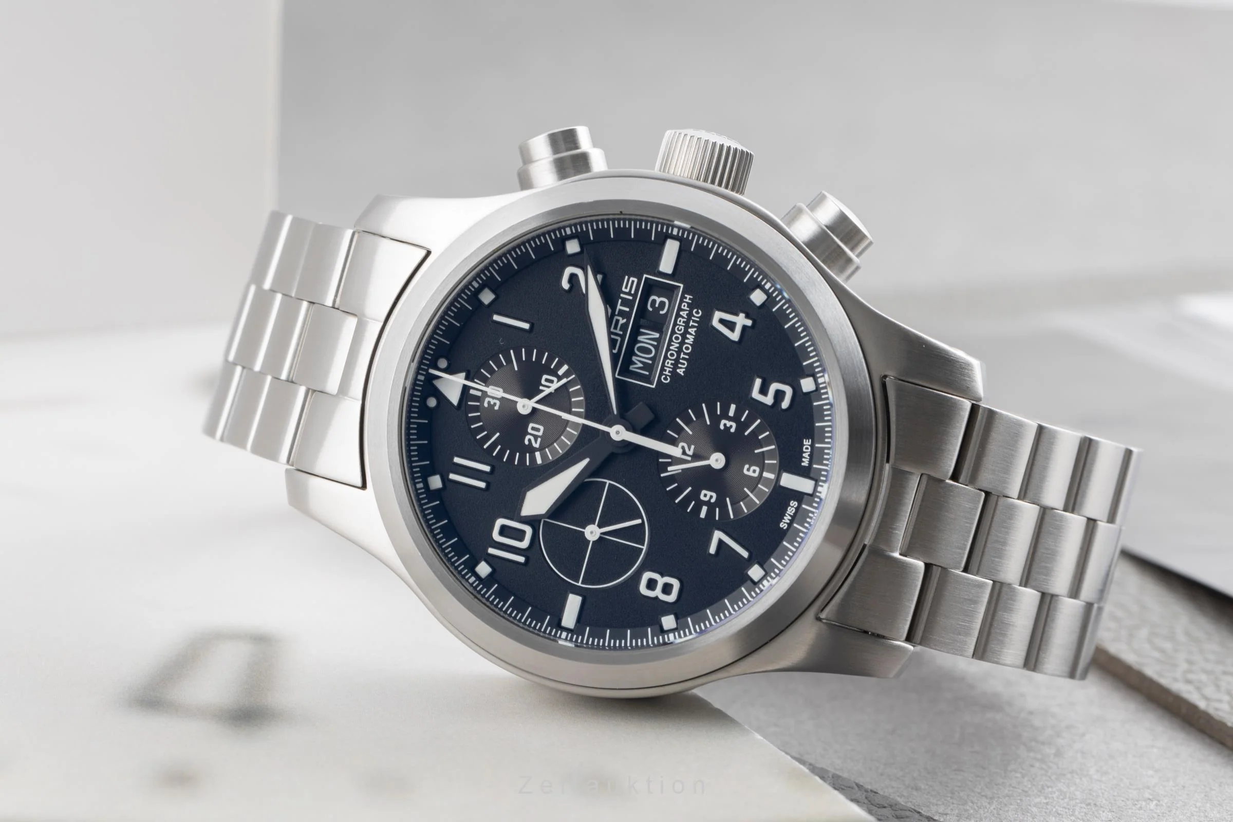 Fortis Aeromaster chronograph steel automatic men's watch 656.10.141  [2504691] - Image 3