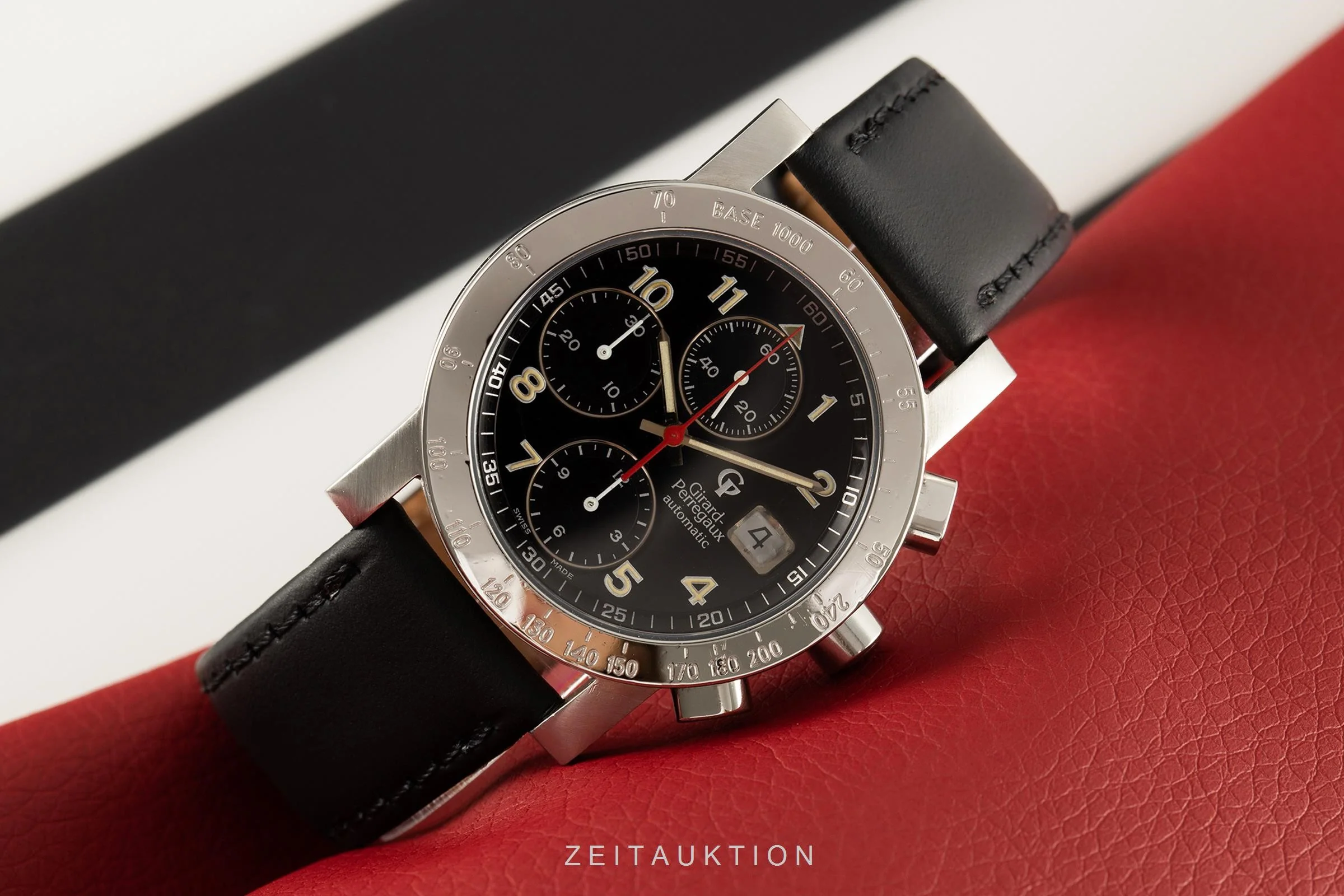 Girard Perregaux 7000 chronograph steel automatic men's watch 7000  [2101955] - Image 3
